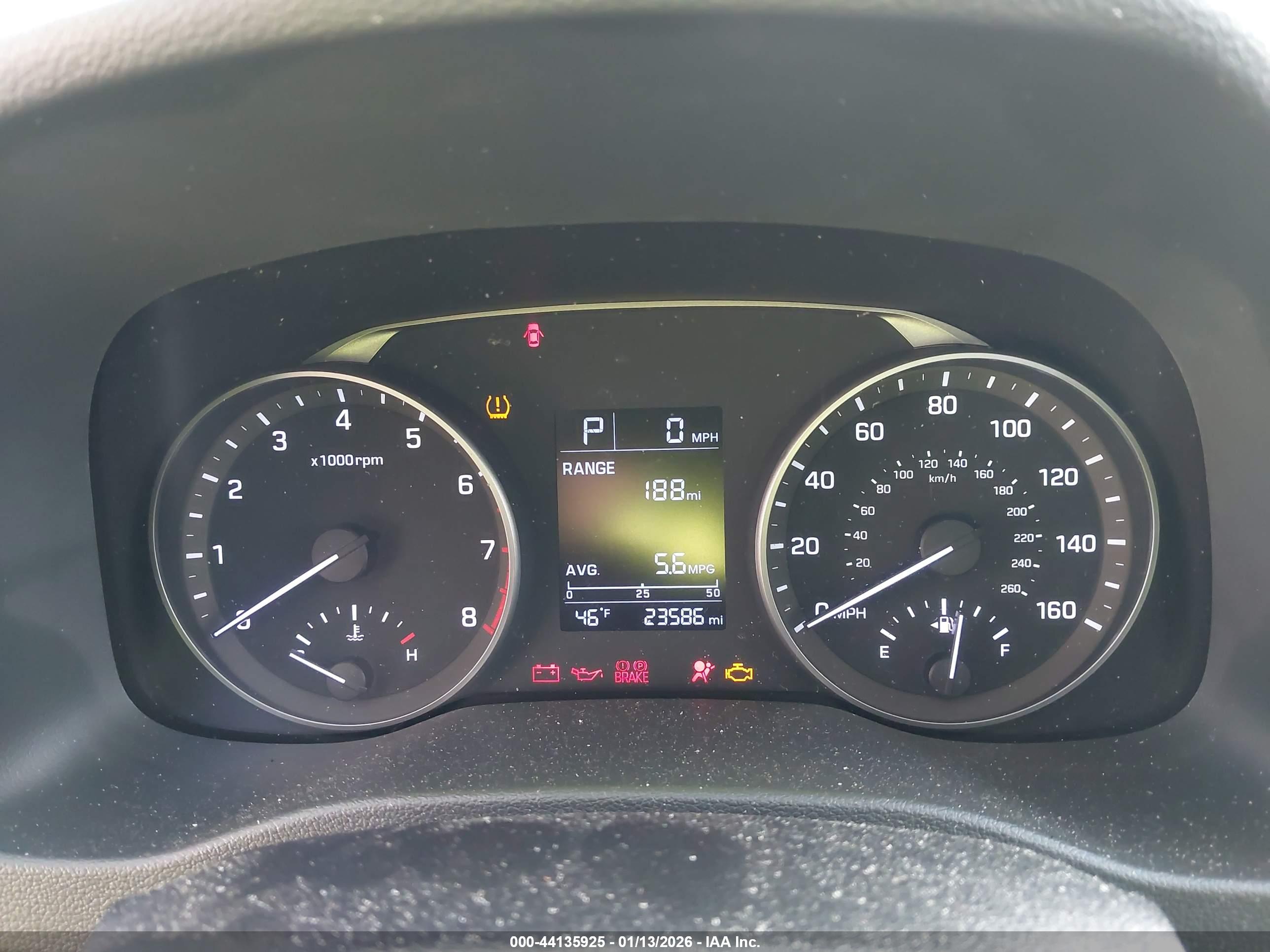 HYUNDAI ELANTRA image 7