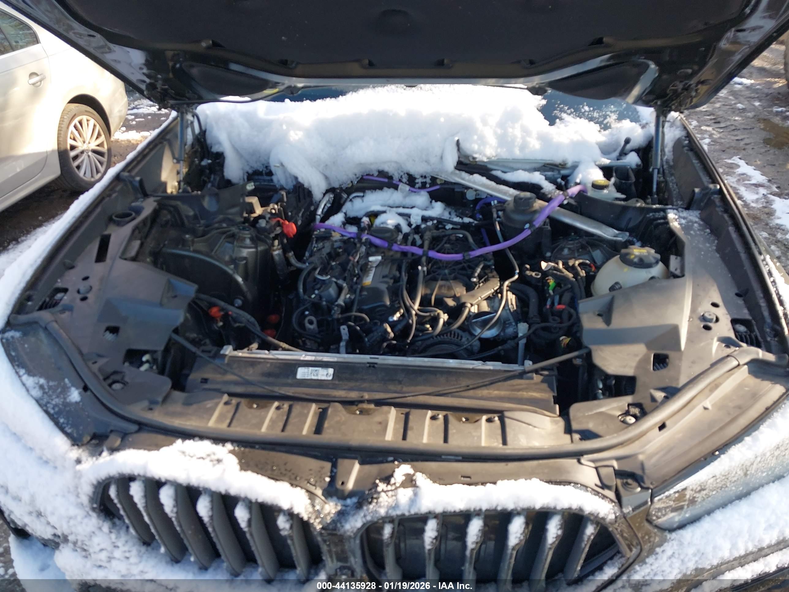 BMW X6 image 10