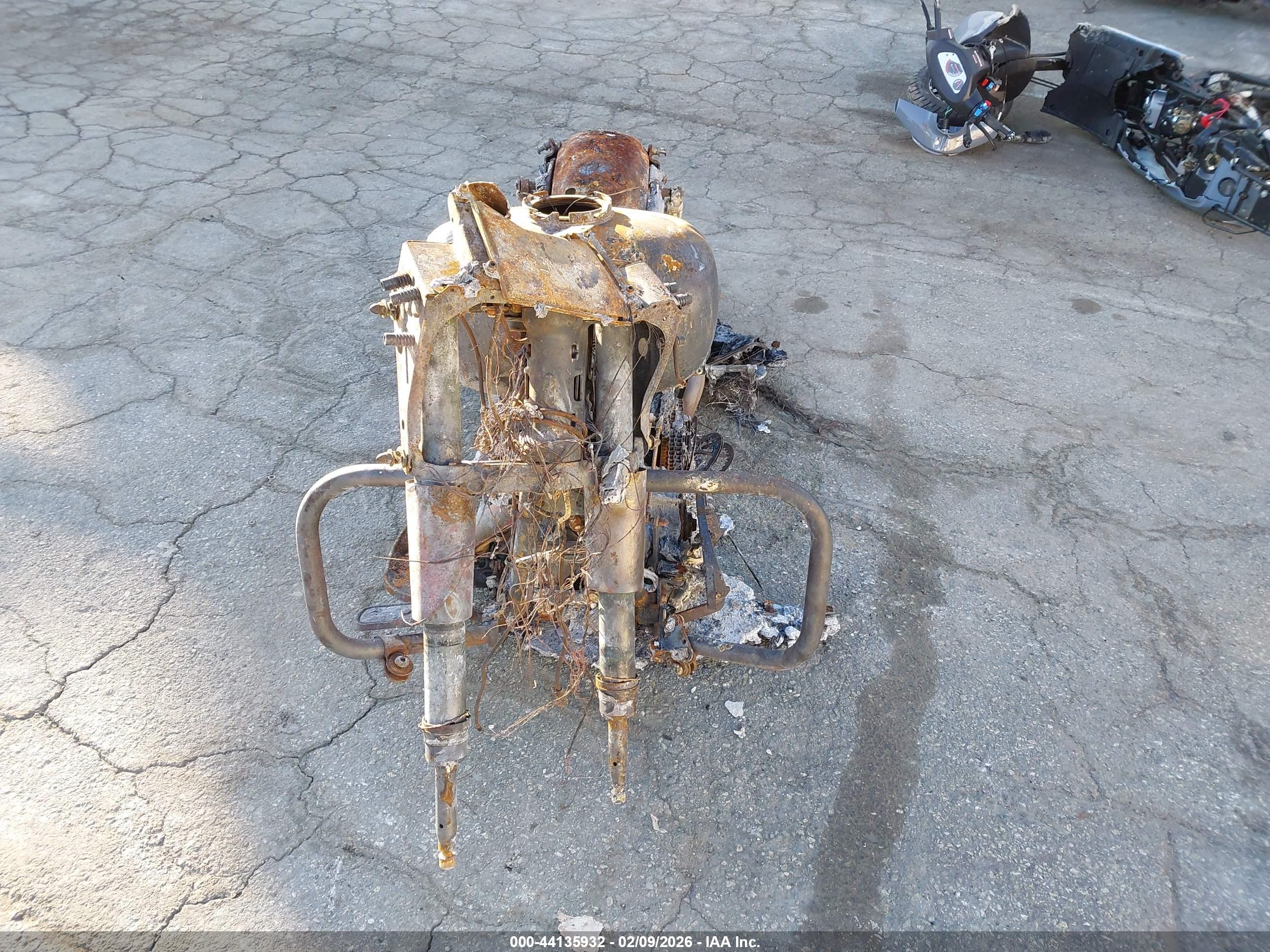 HARLEY-DAVIDSON FLHXS image 5