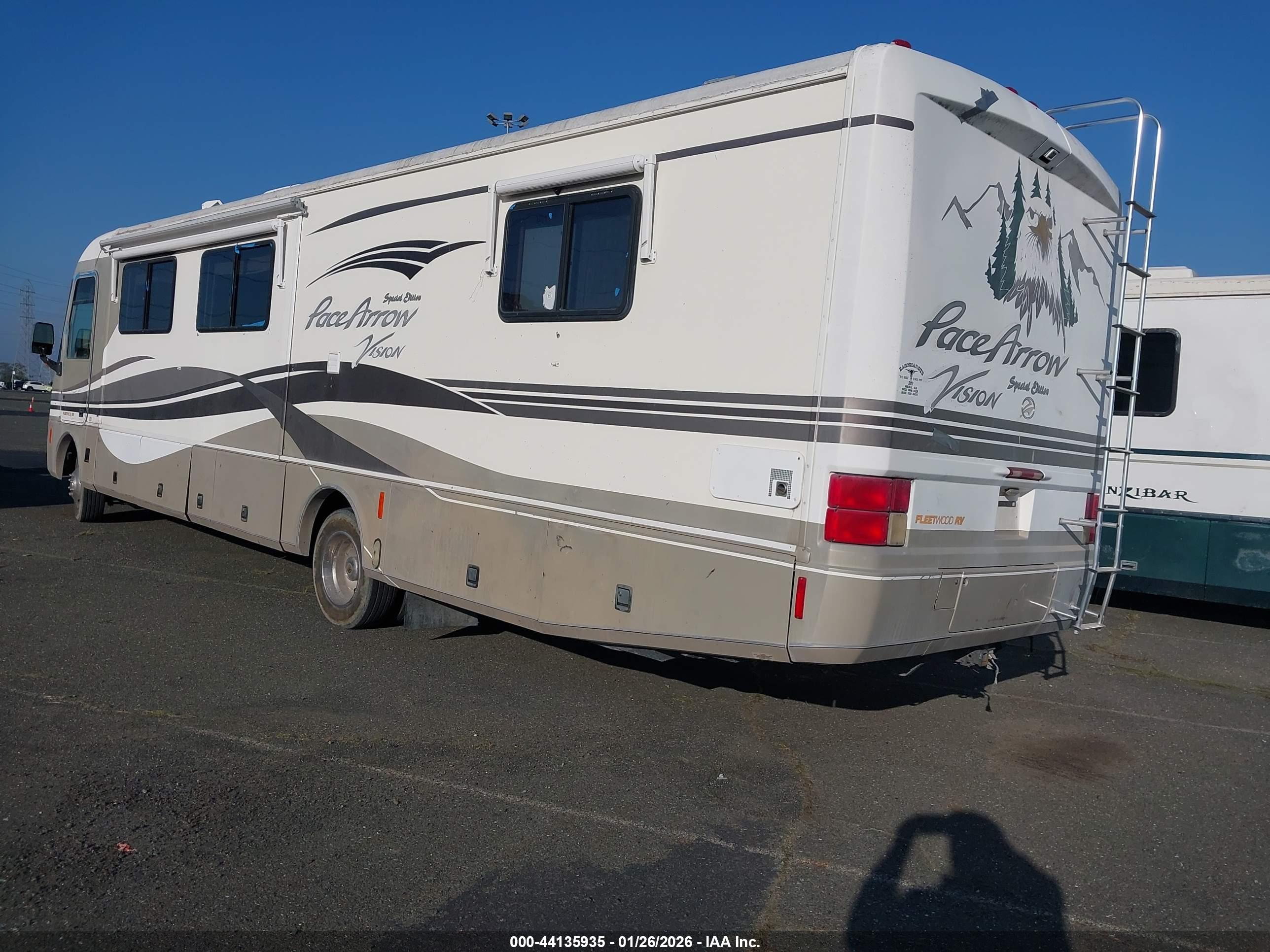 FORD F550 image 3