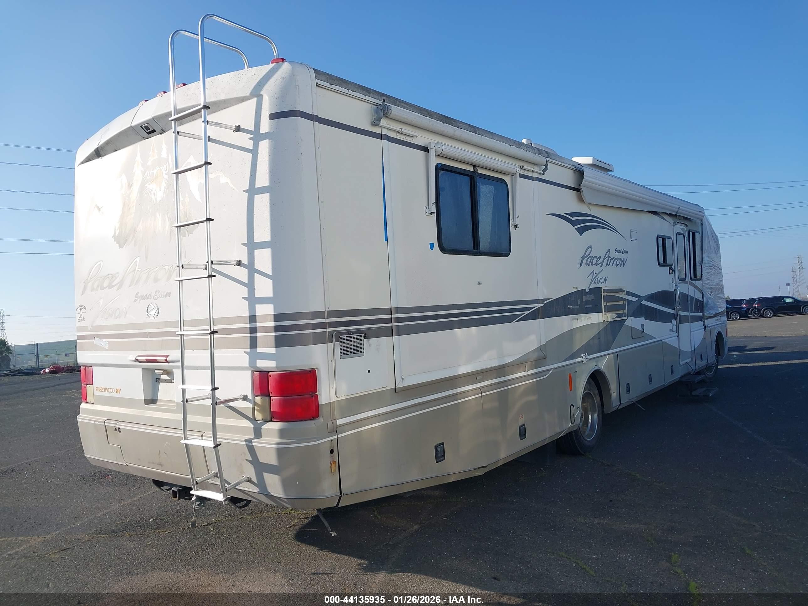 FORD F550 image 4