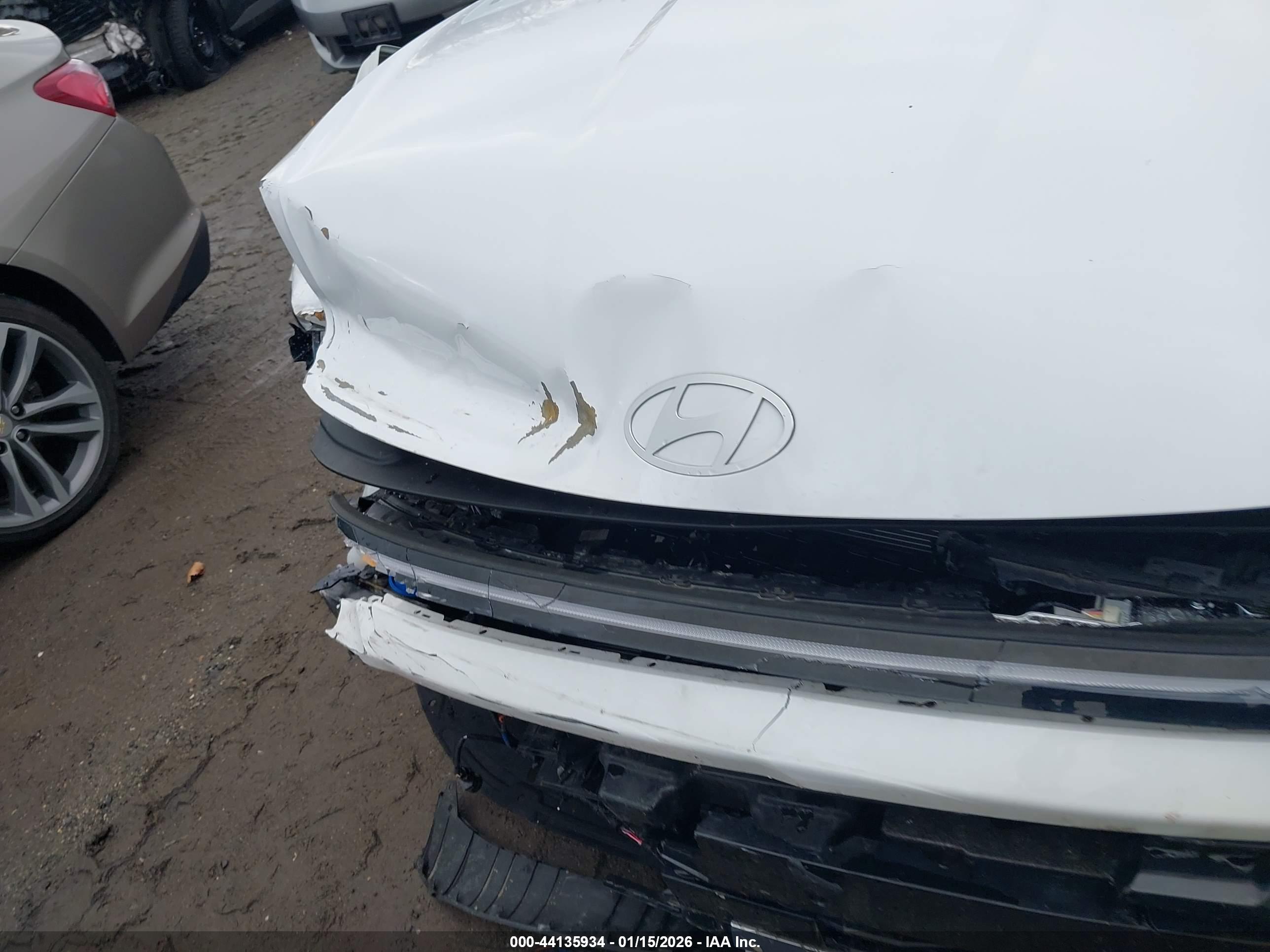 HYUNDAI SONATA image 6