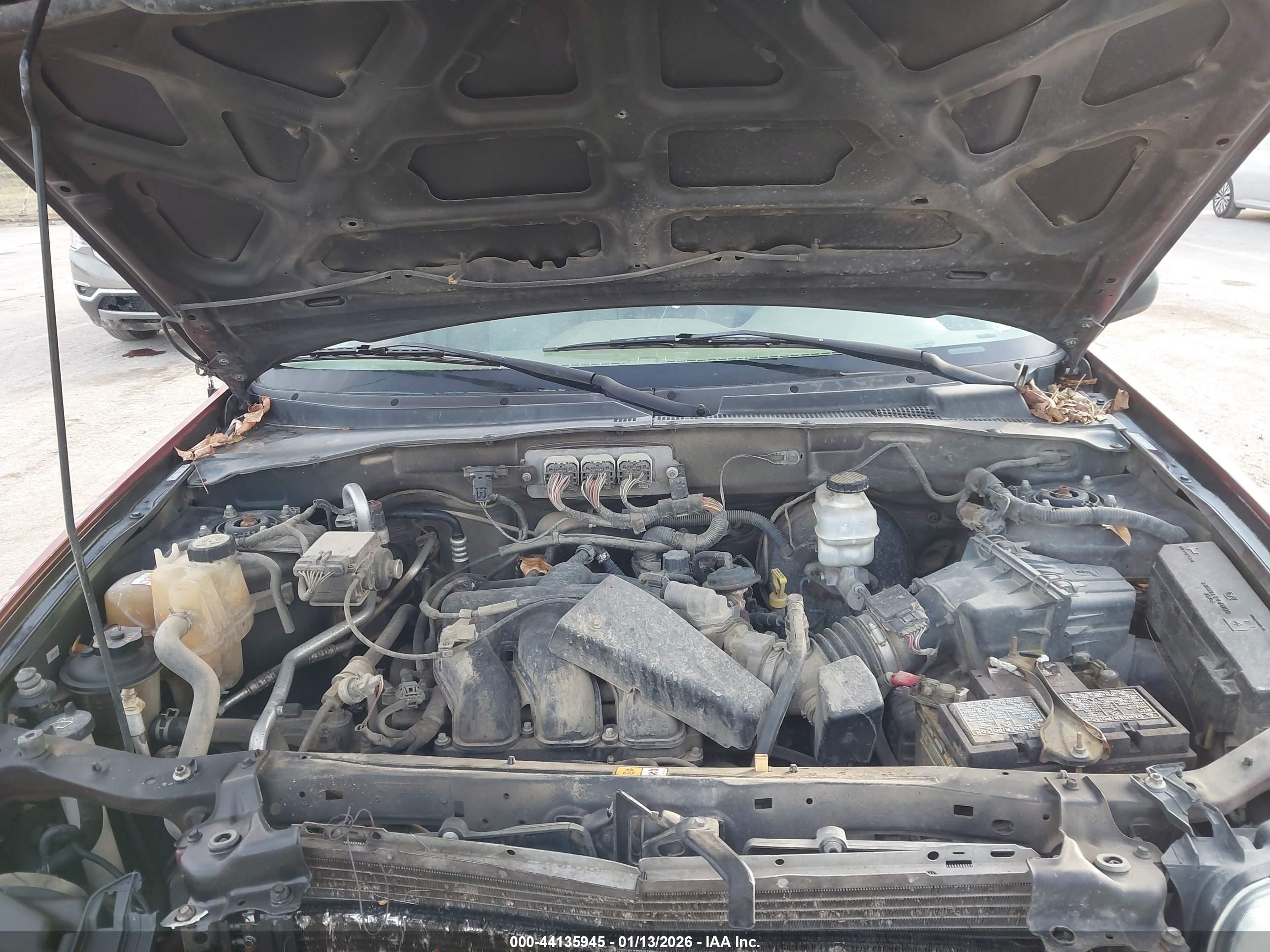 MERCURY MARINER image 10