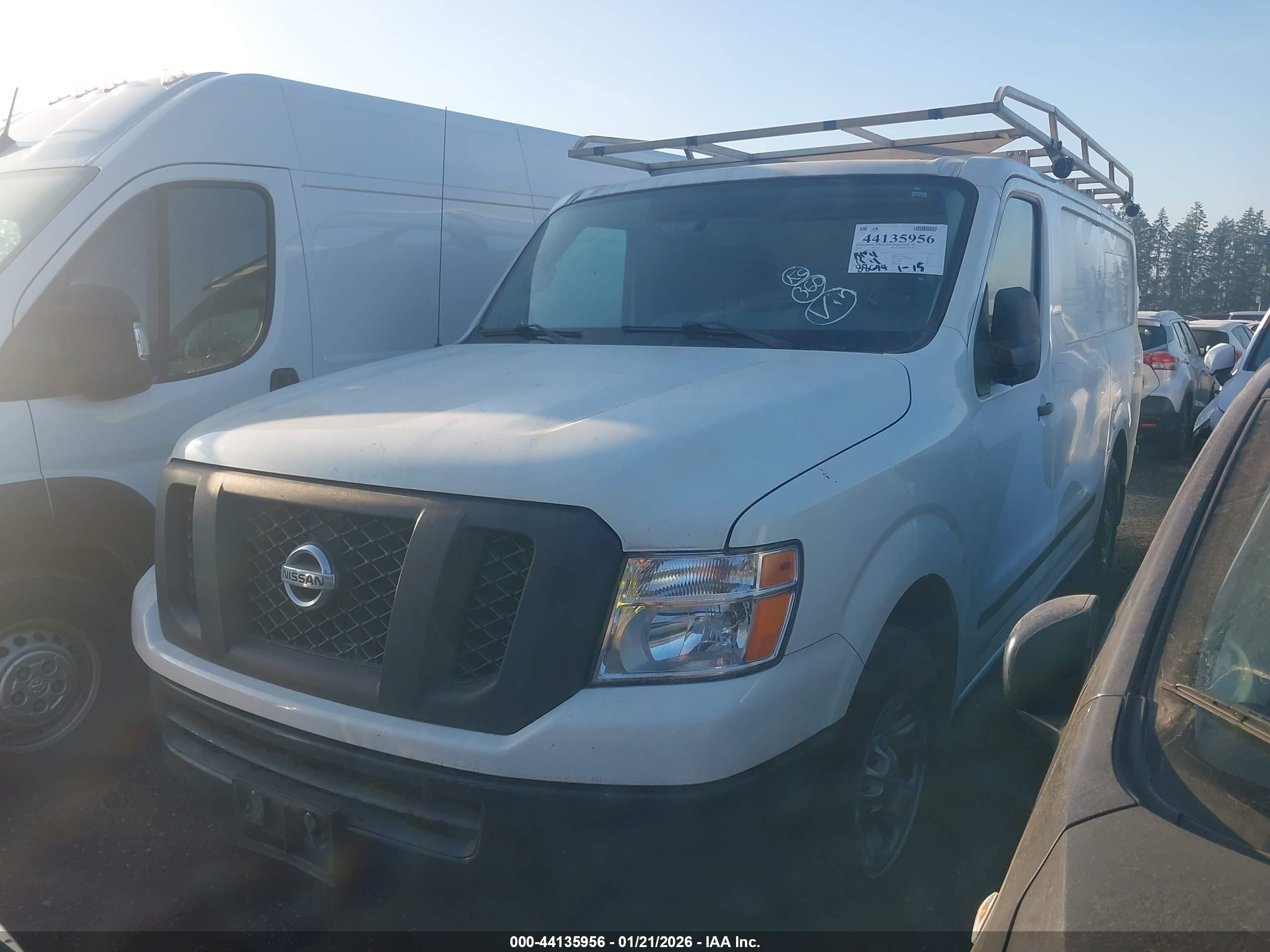 NISSAN NV image 2