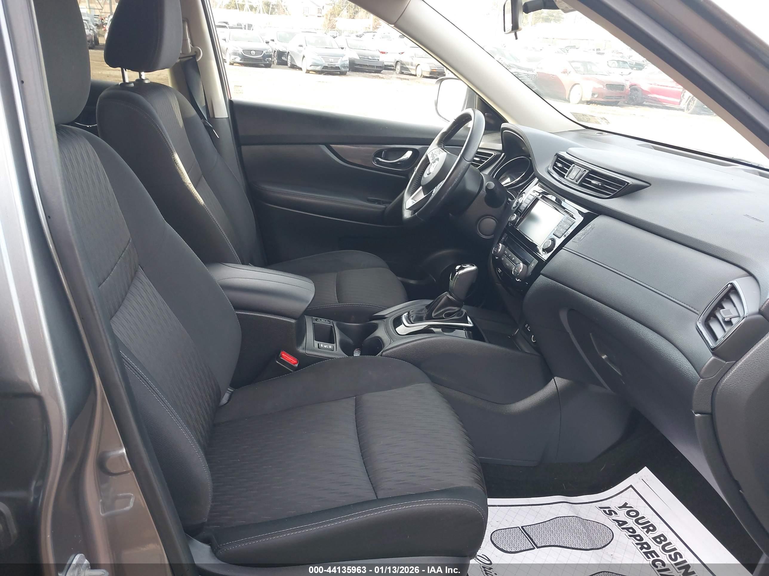 NISSAN ROGUE image 5