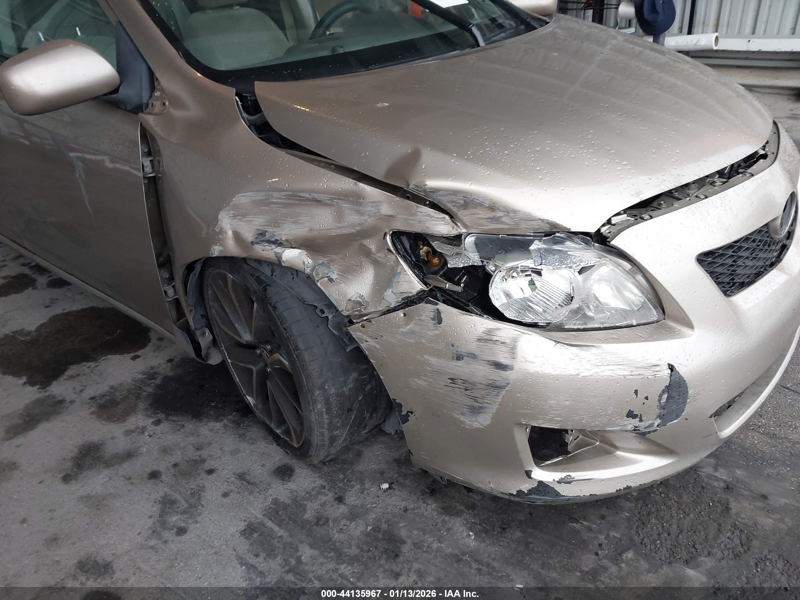 TOYOTA COROLLA image 6
