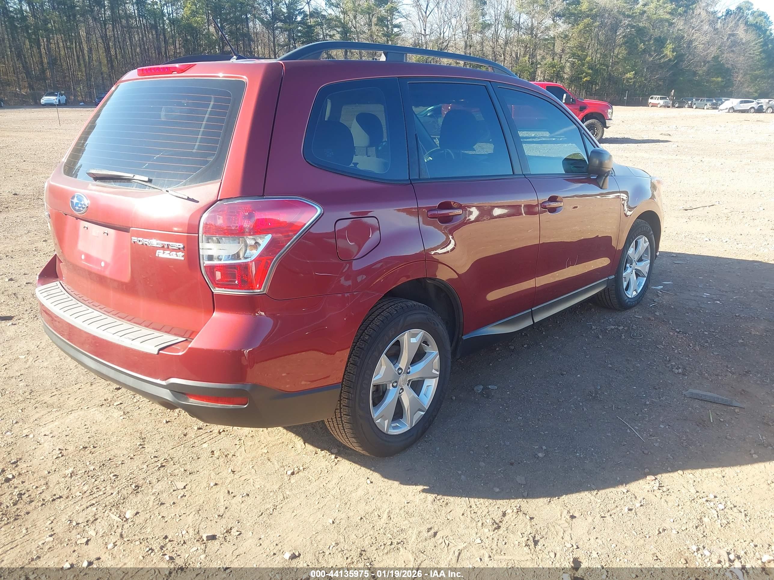 SUBARU FORESTER image 4
