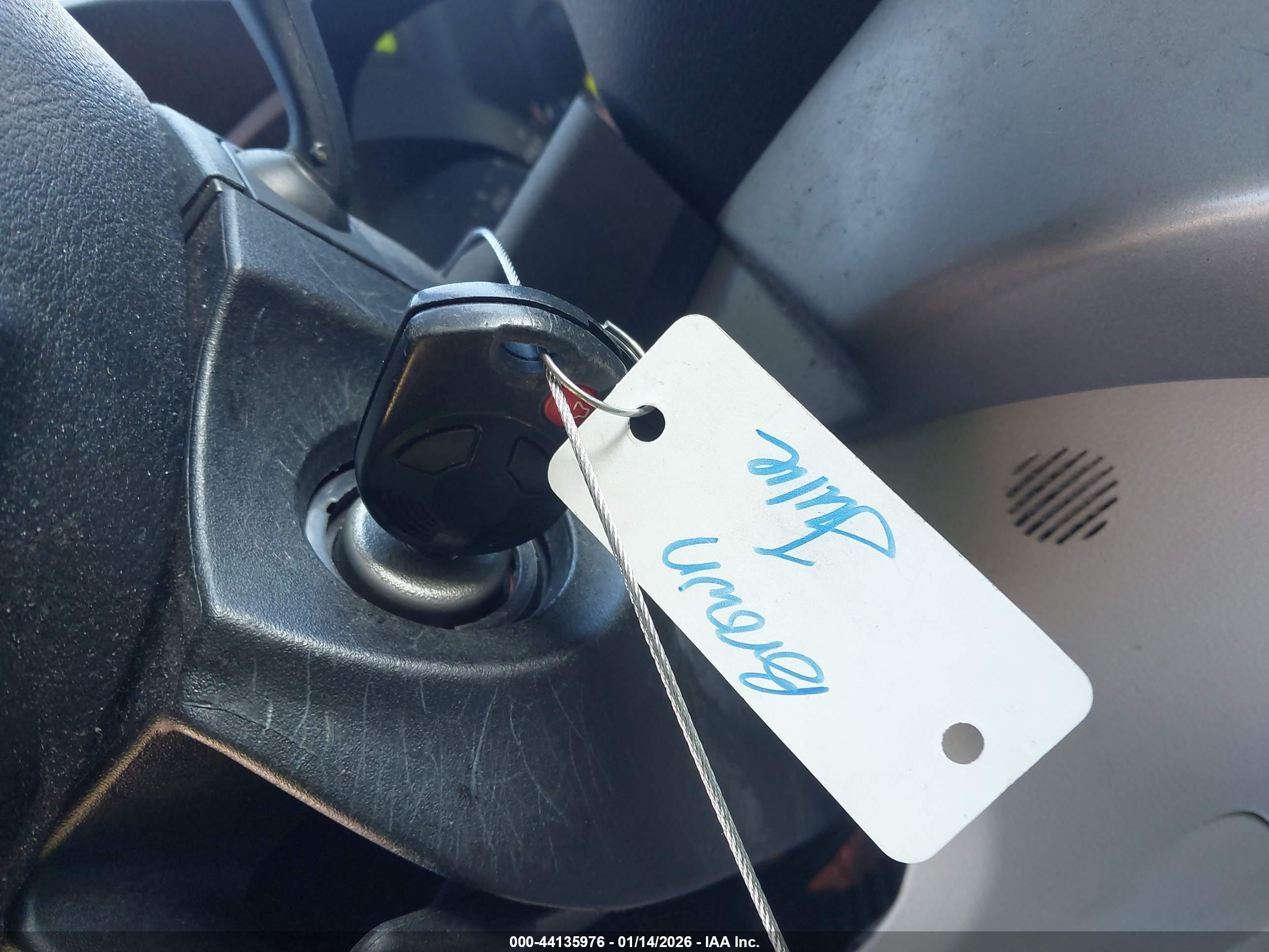 FORD ESCAPE image 11