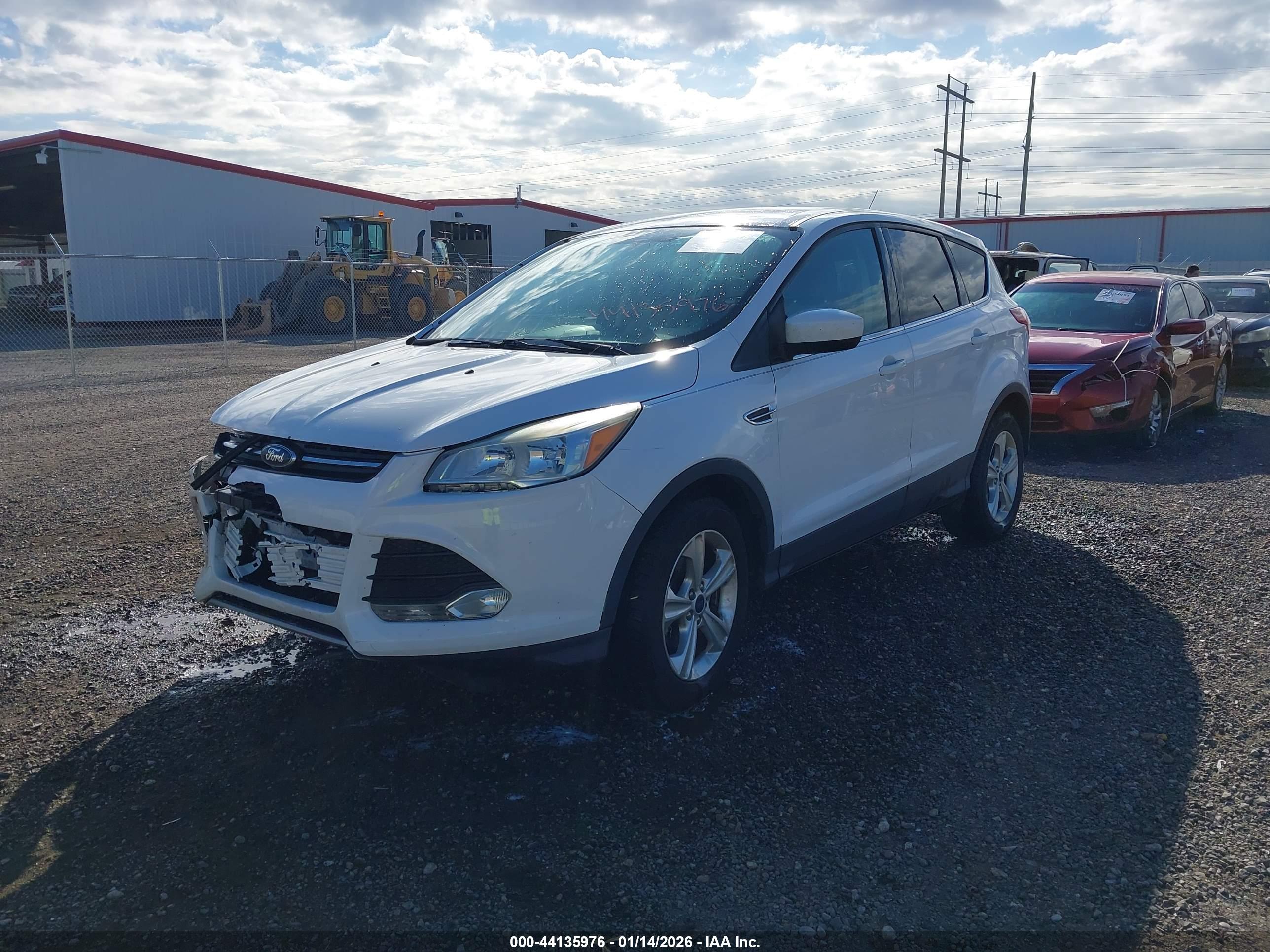 FORD ESCAPE image 2