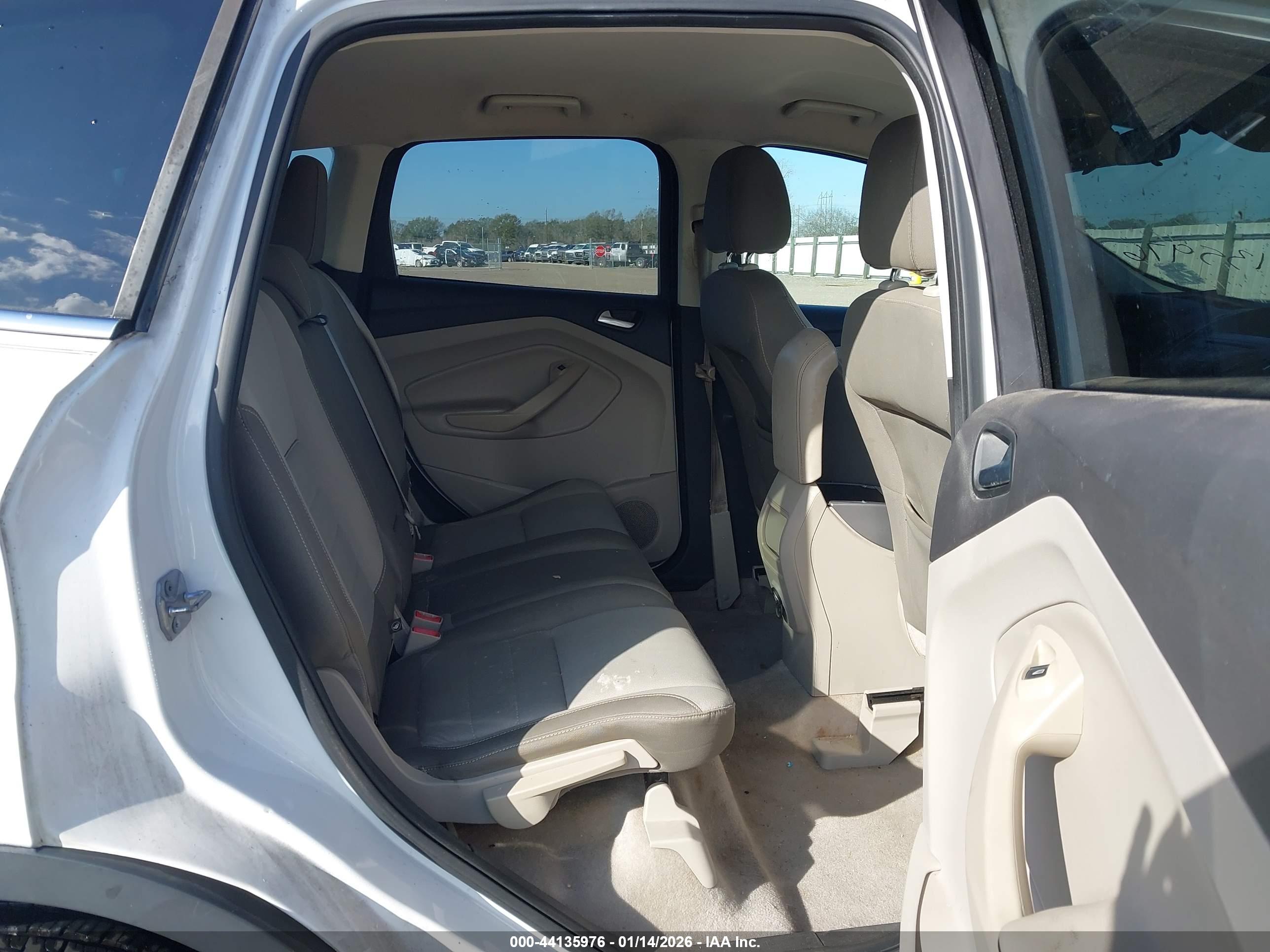 FORD ESCAPE image 8