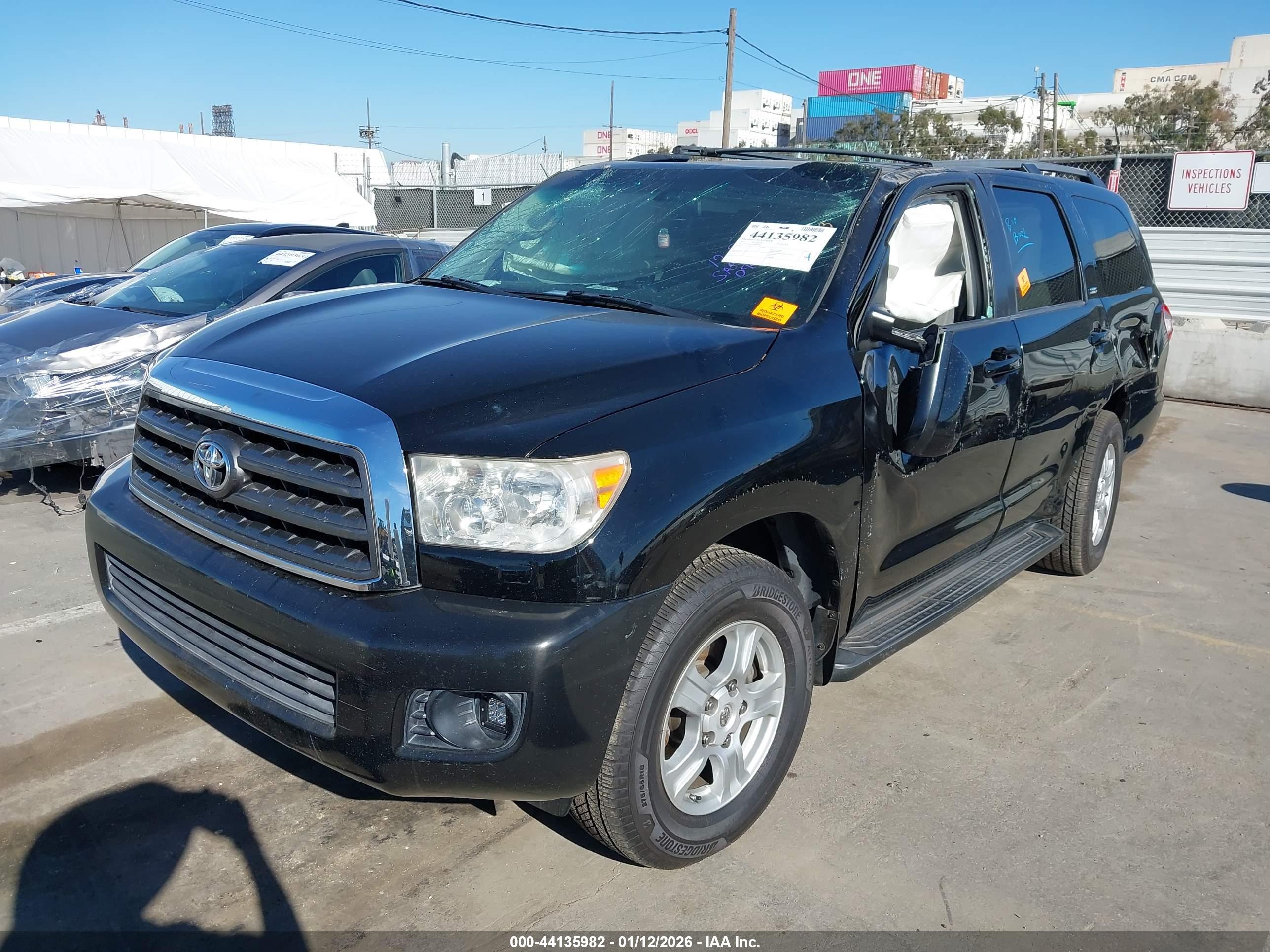 TOYOTA SEQUOIA image 2