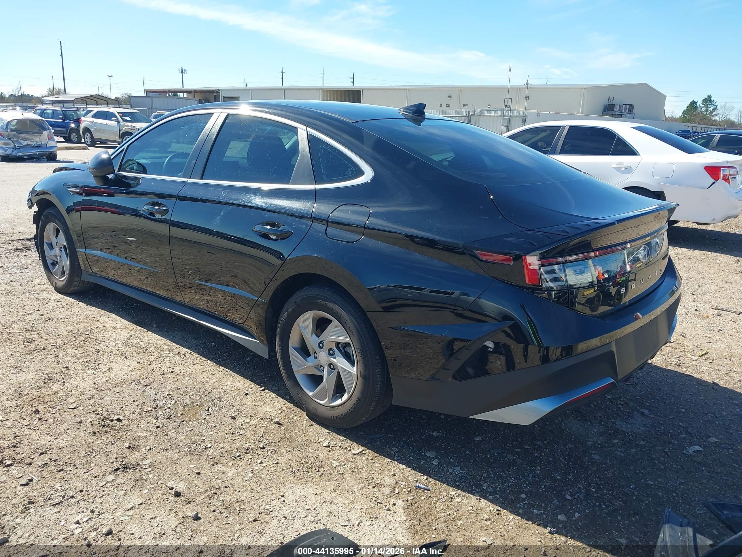 HYUNDAI SONATA image 3