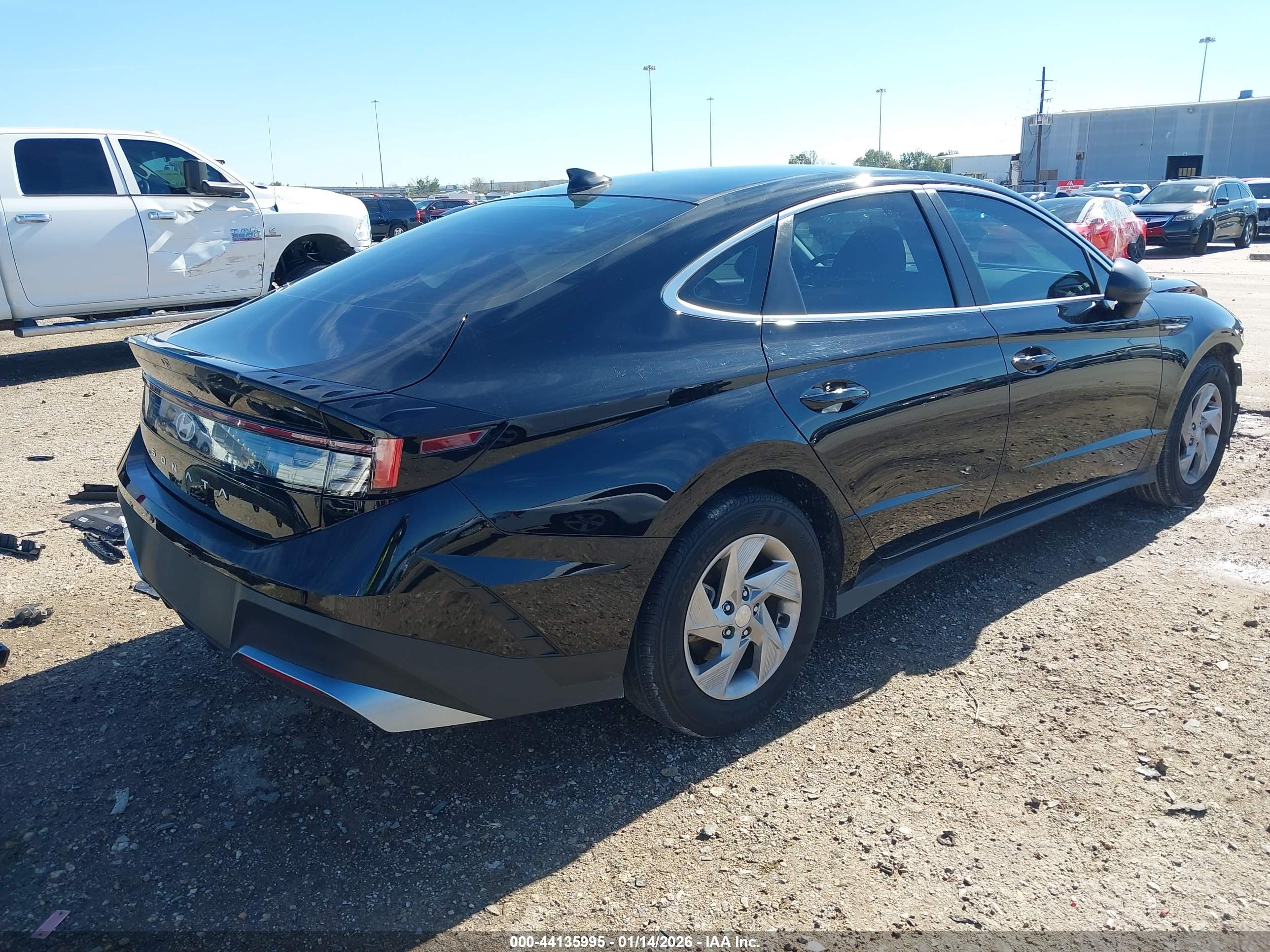 HYUNDAI SONATA image 4