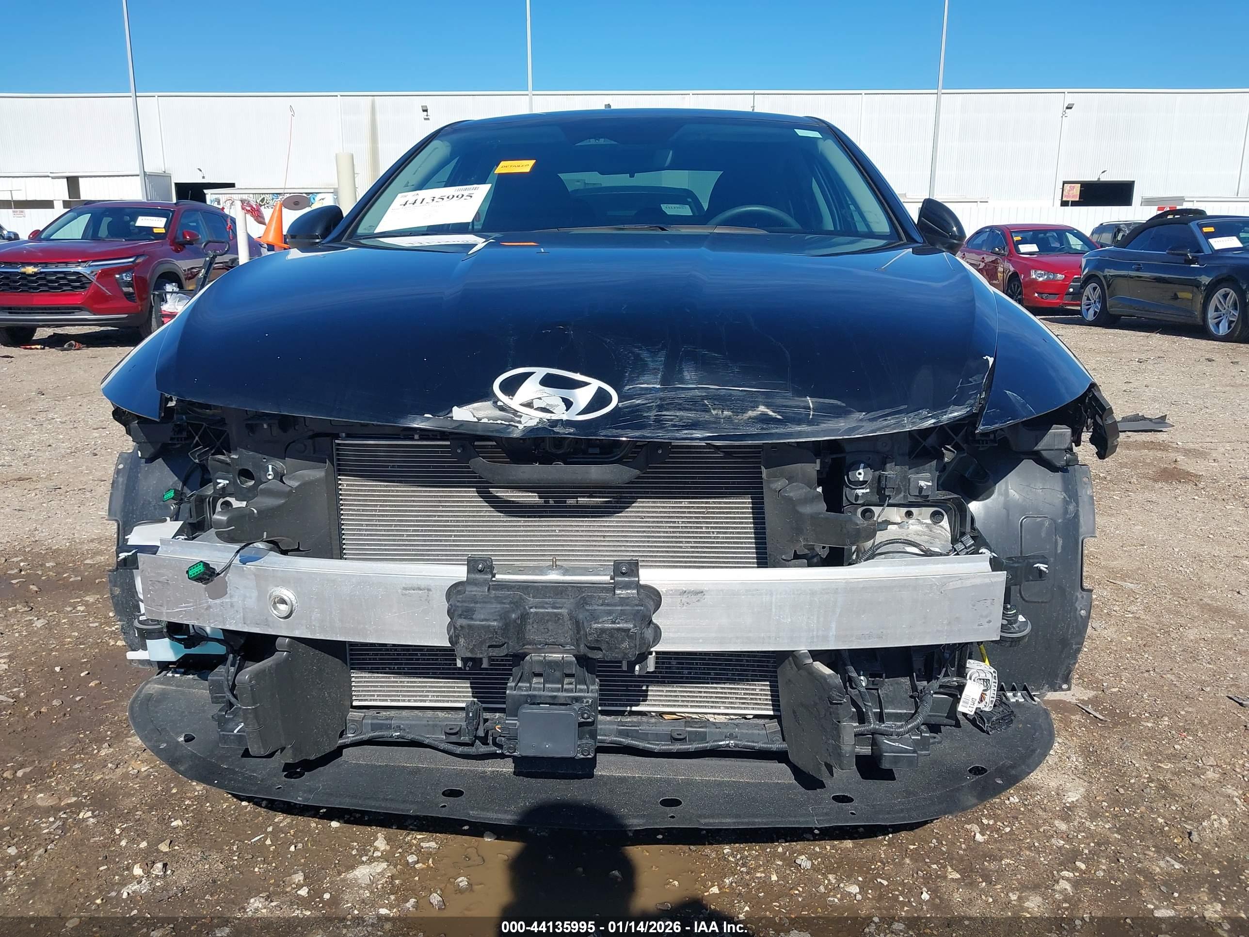 HYUNDAI SONATA image 6
