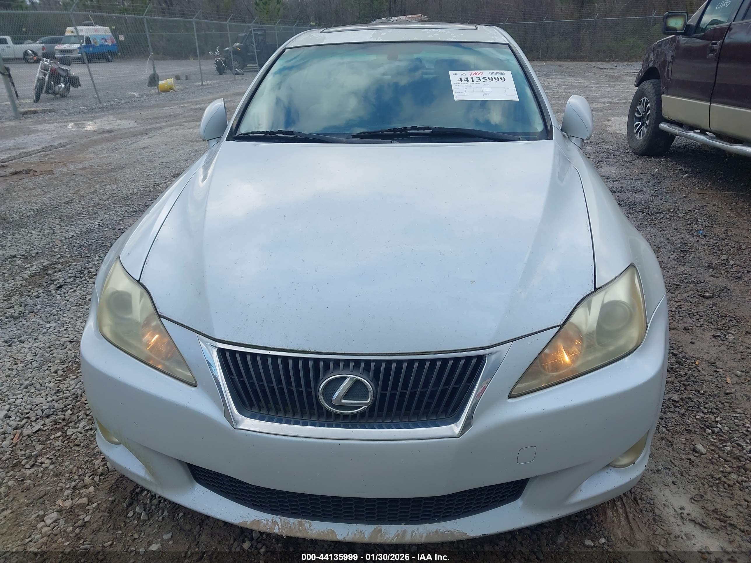 LEXUS IS image 6