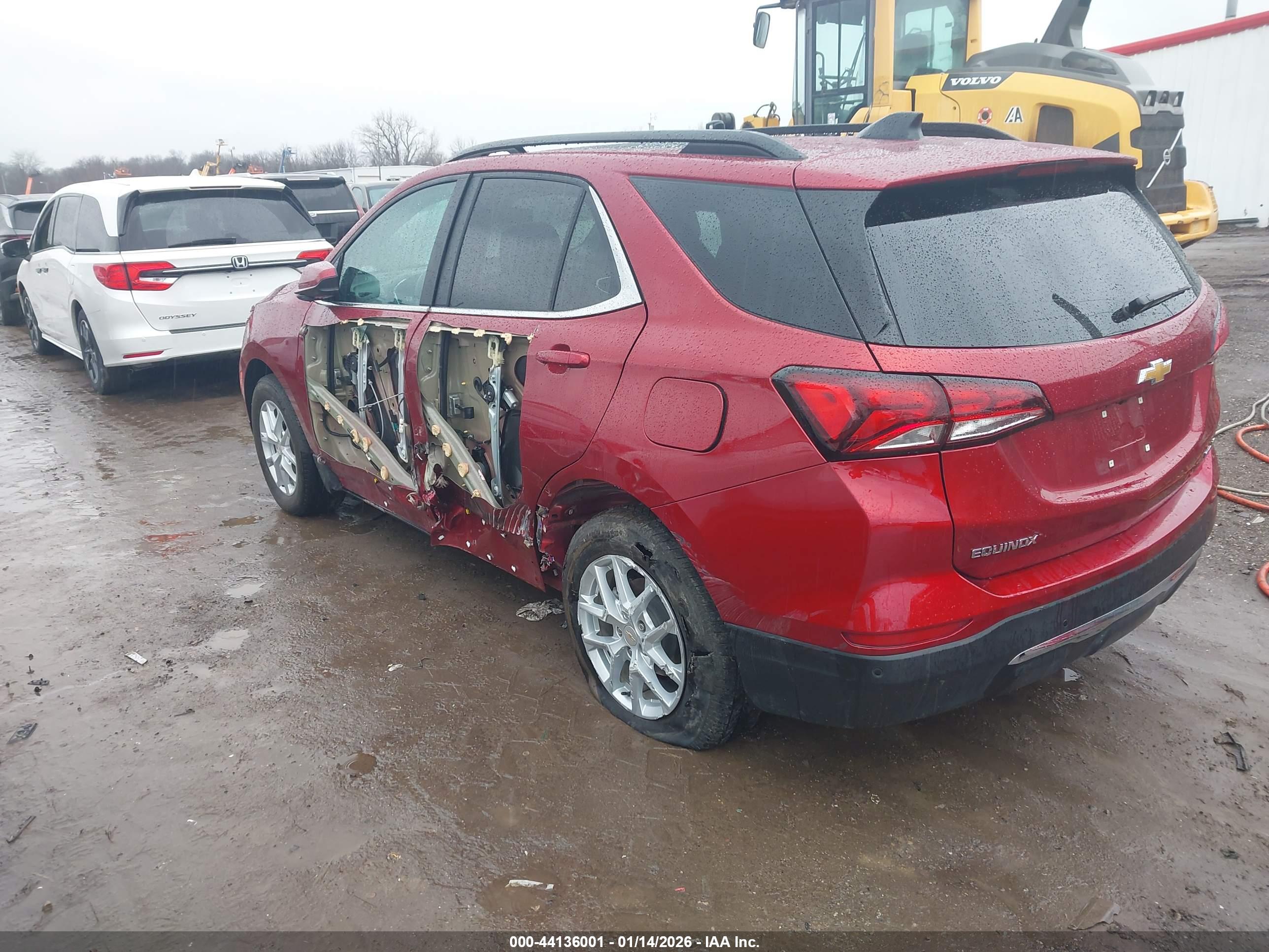 CHEVROLET EQUINOX image 3