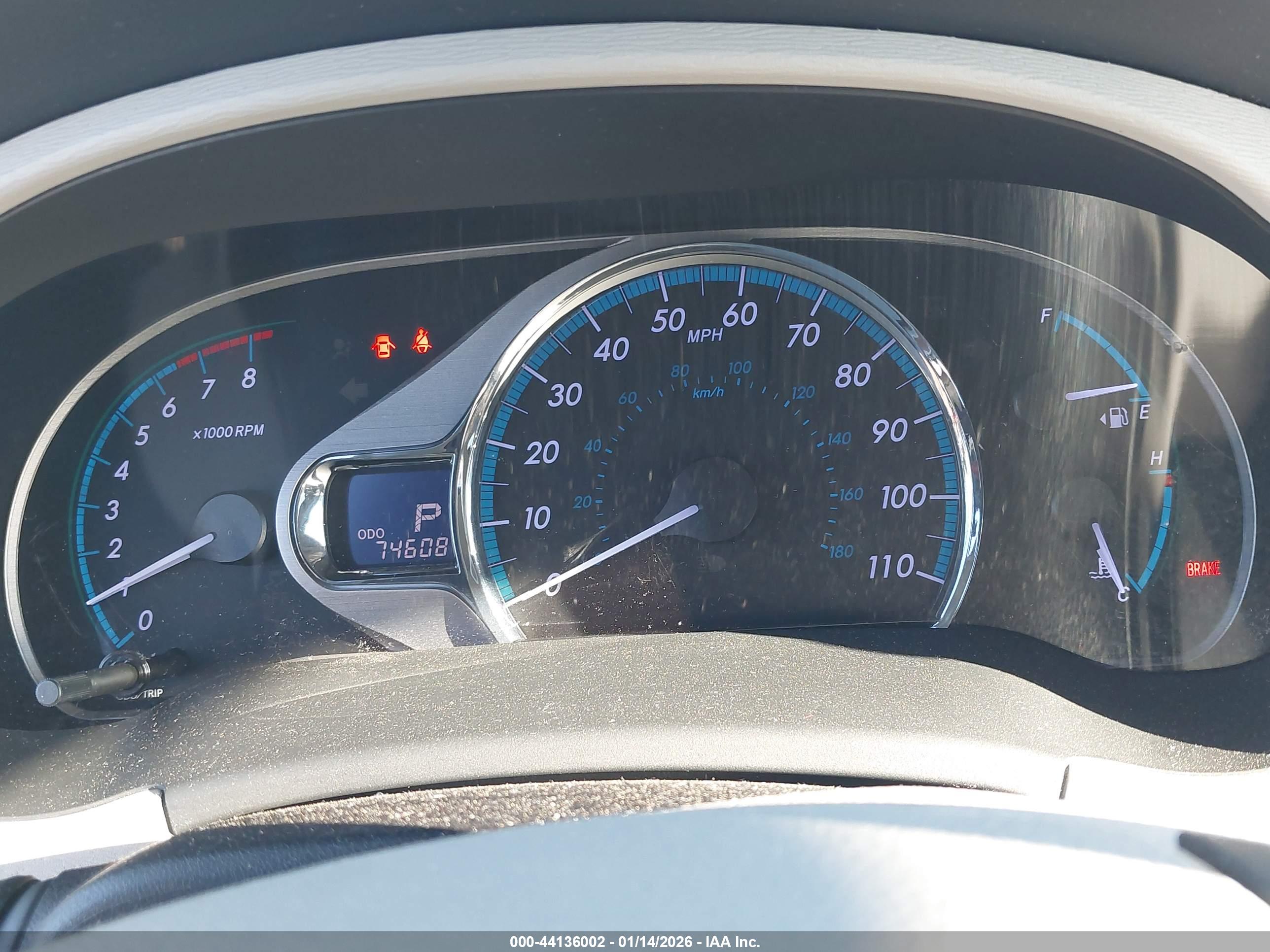 TOYOTA SIENNA image 7