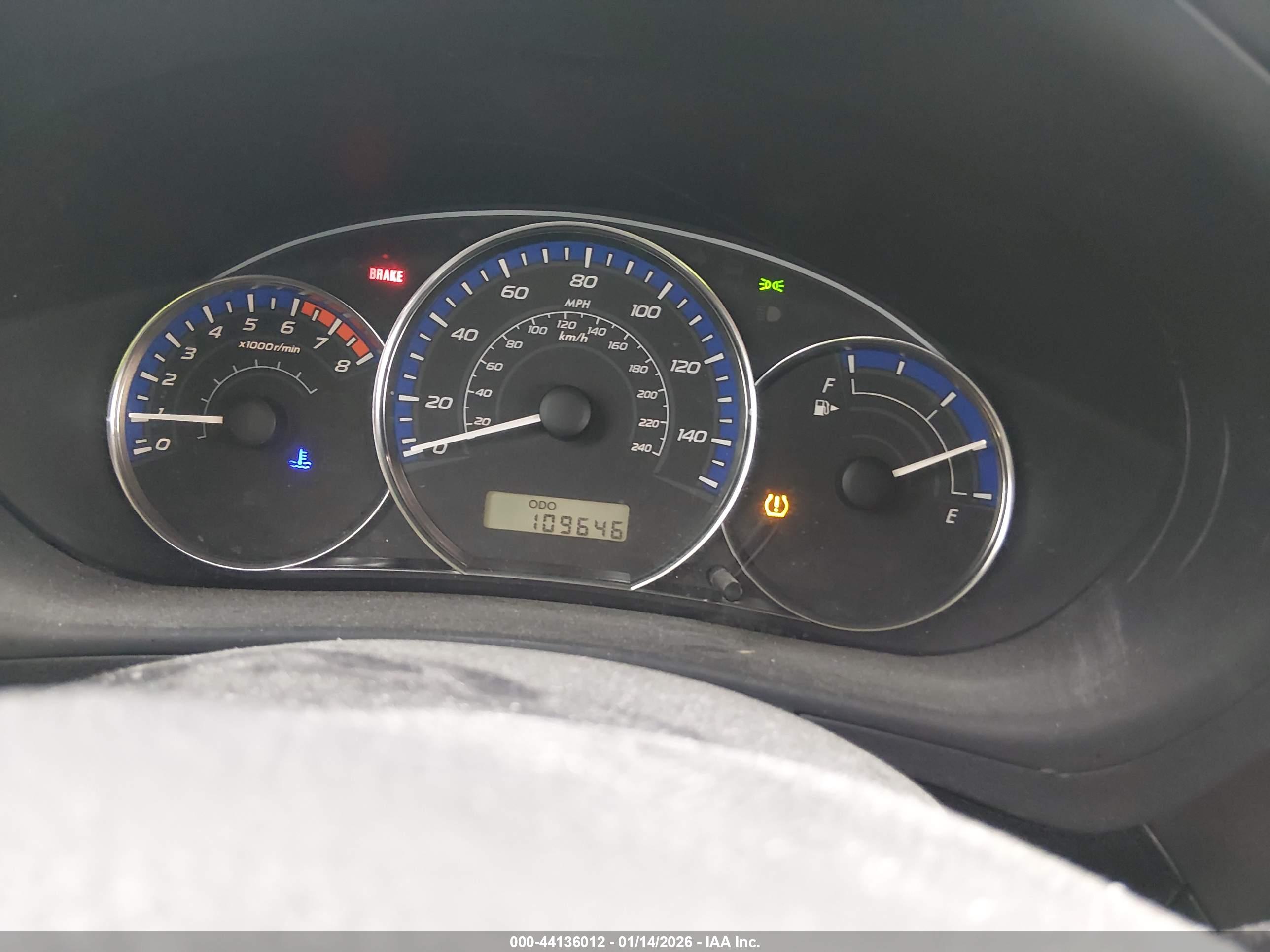 SUBARU FORESTER image 7