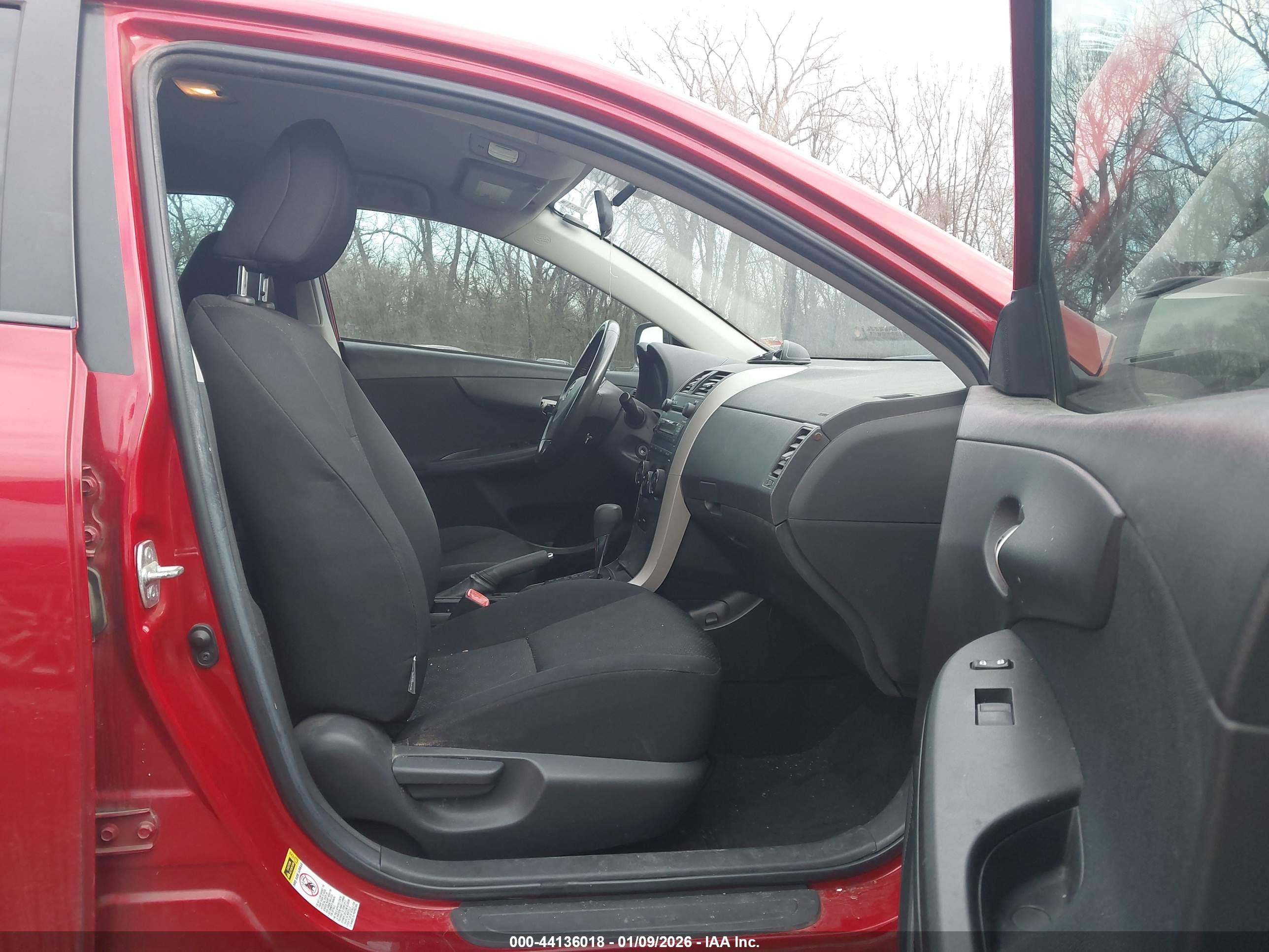 TOYOTA COROLLA image 5