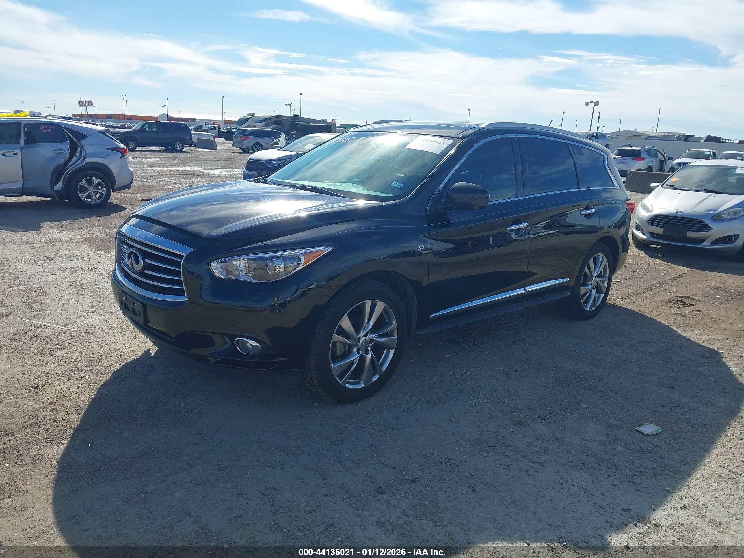 INFINITI QX60 image 2
