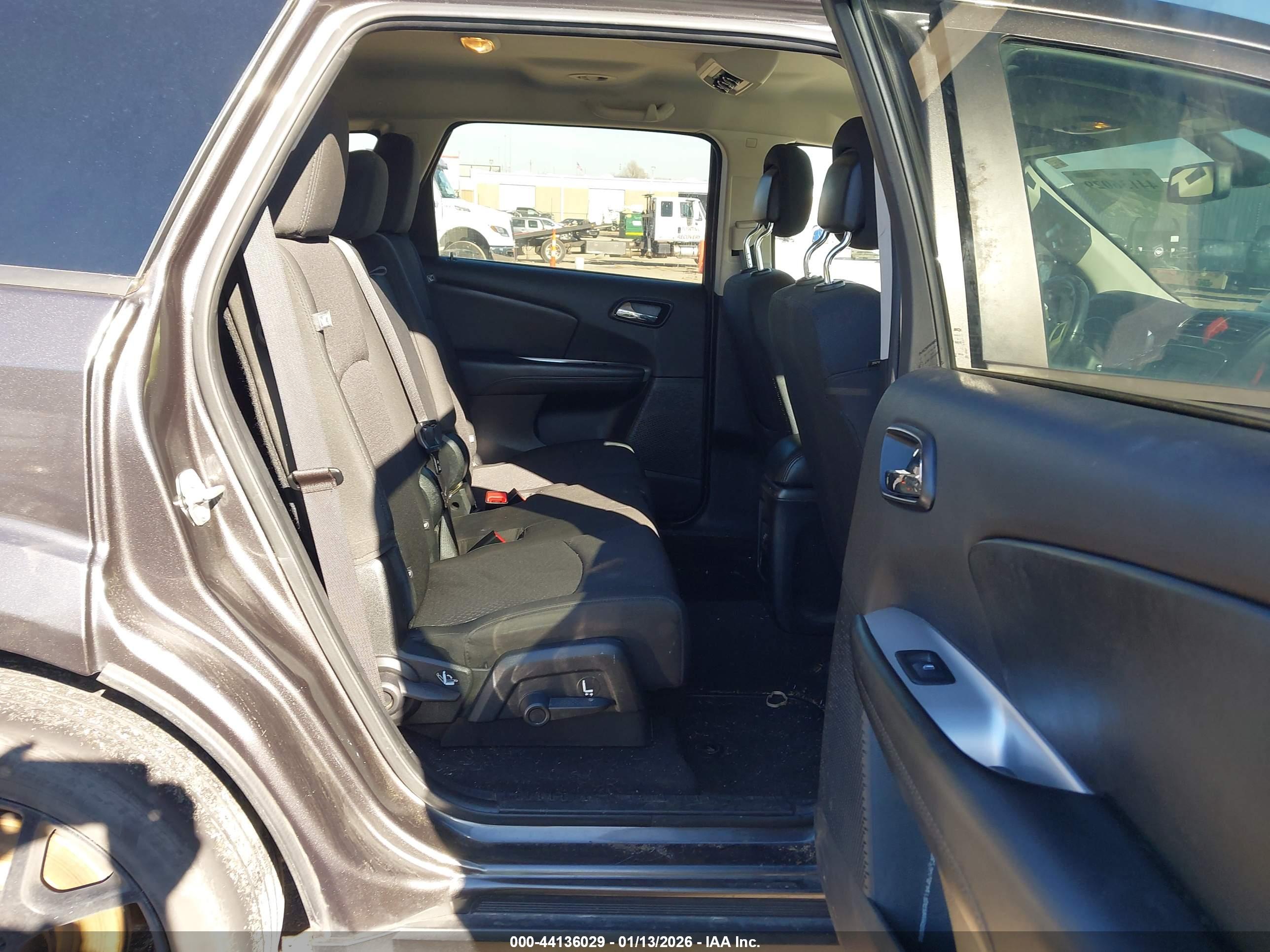 DODGE JOURNEY image 8