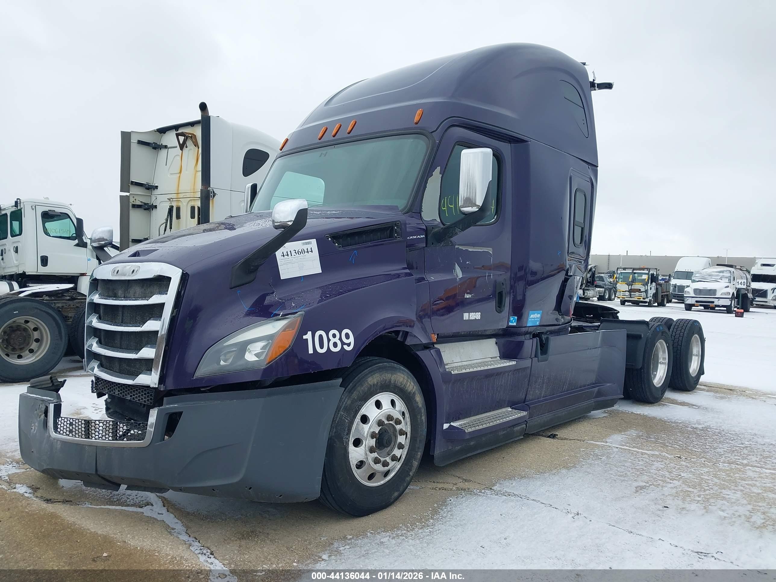 FREIGHTLINER NEW image 2