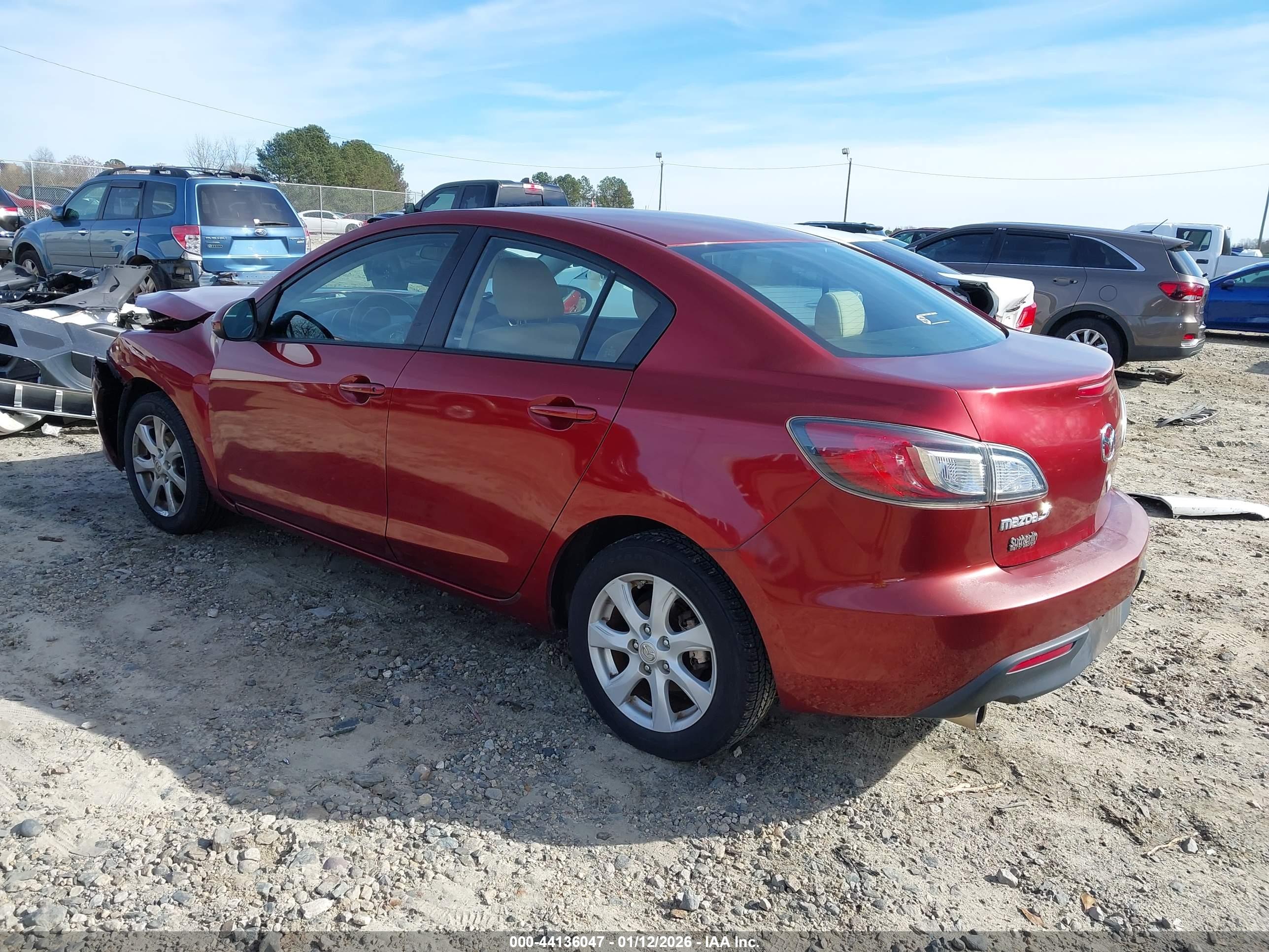 MAZDA MAZDA3 image 3