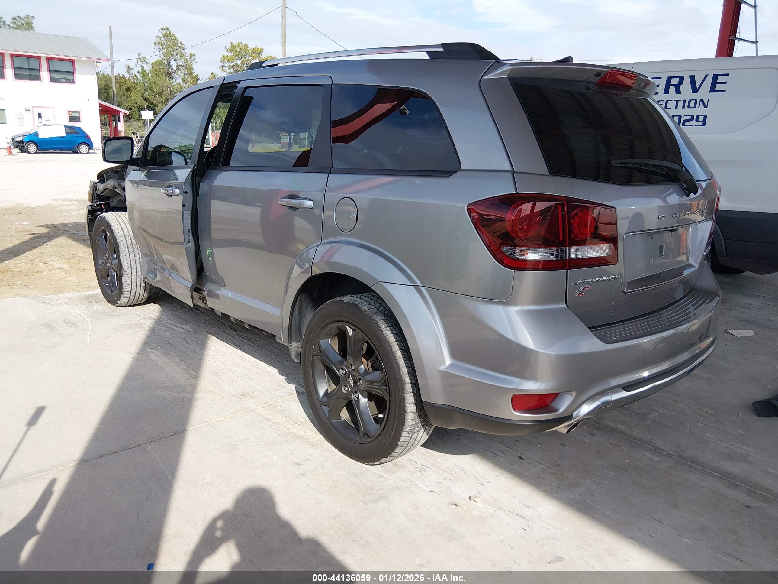 DODGE JOURNEY image 3