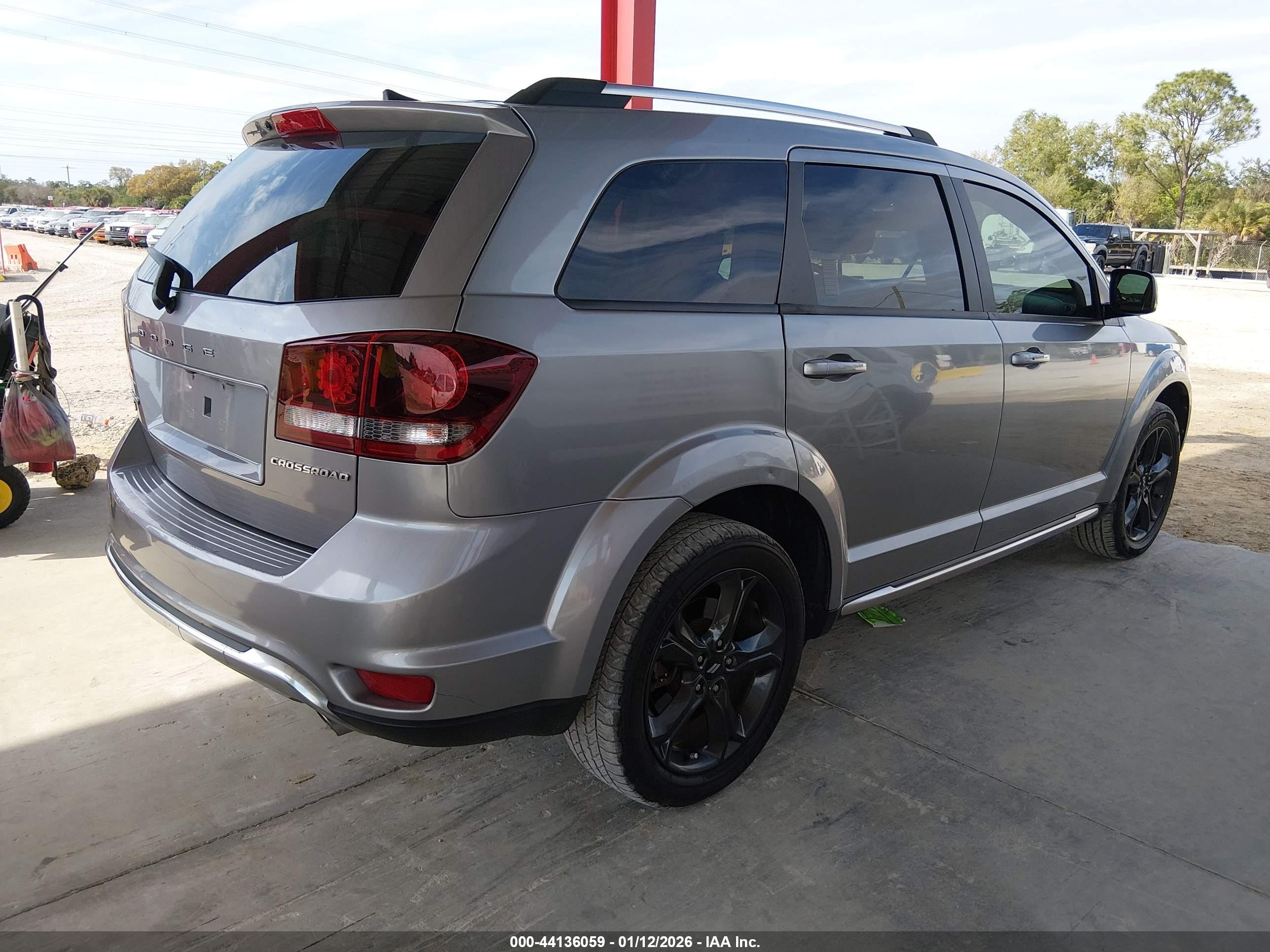 DODGE JOURNEY image 4