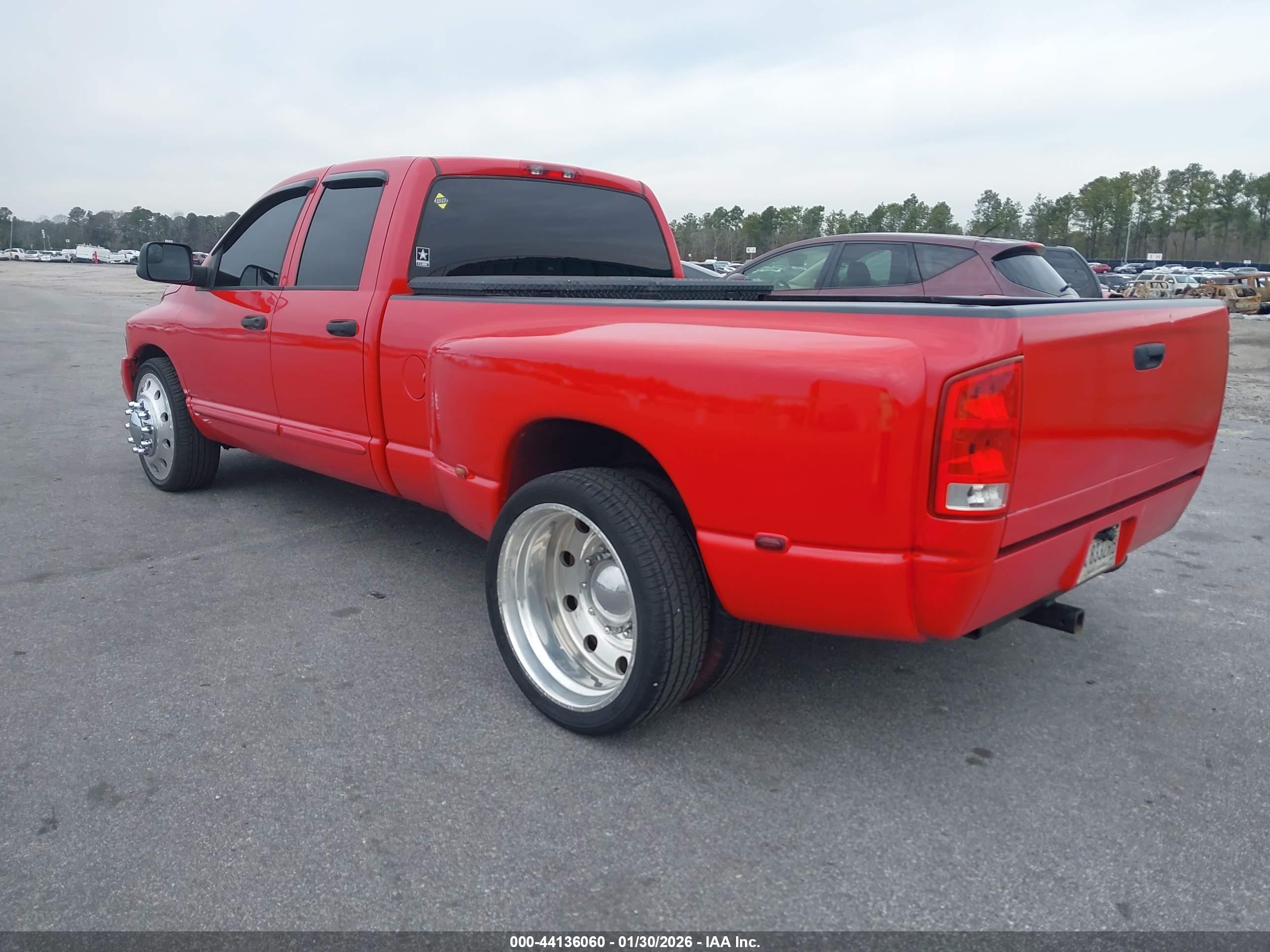 DODGE RAM image 3