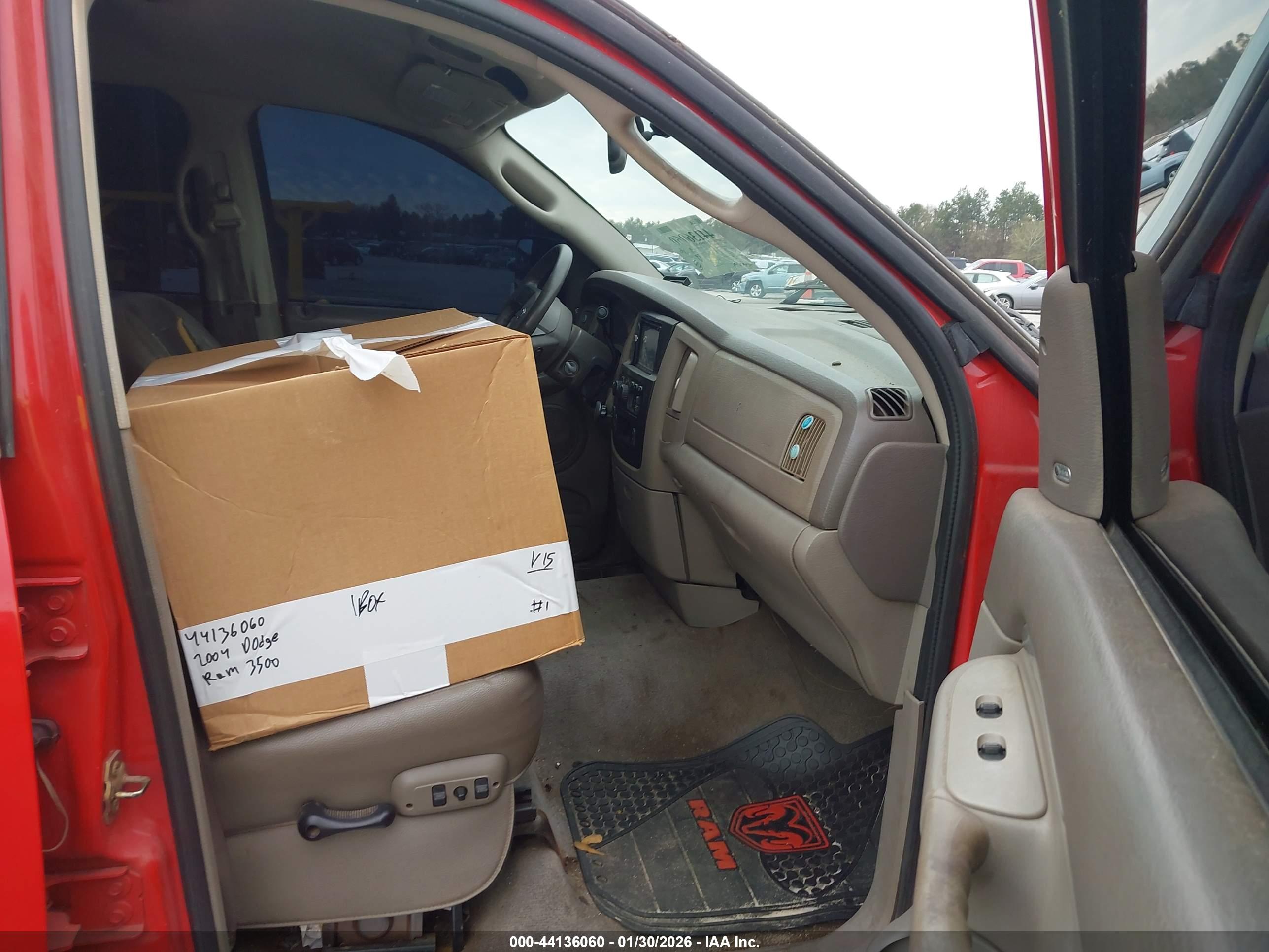 DODGE RAM image 7