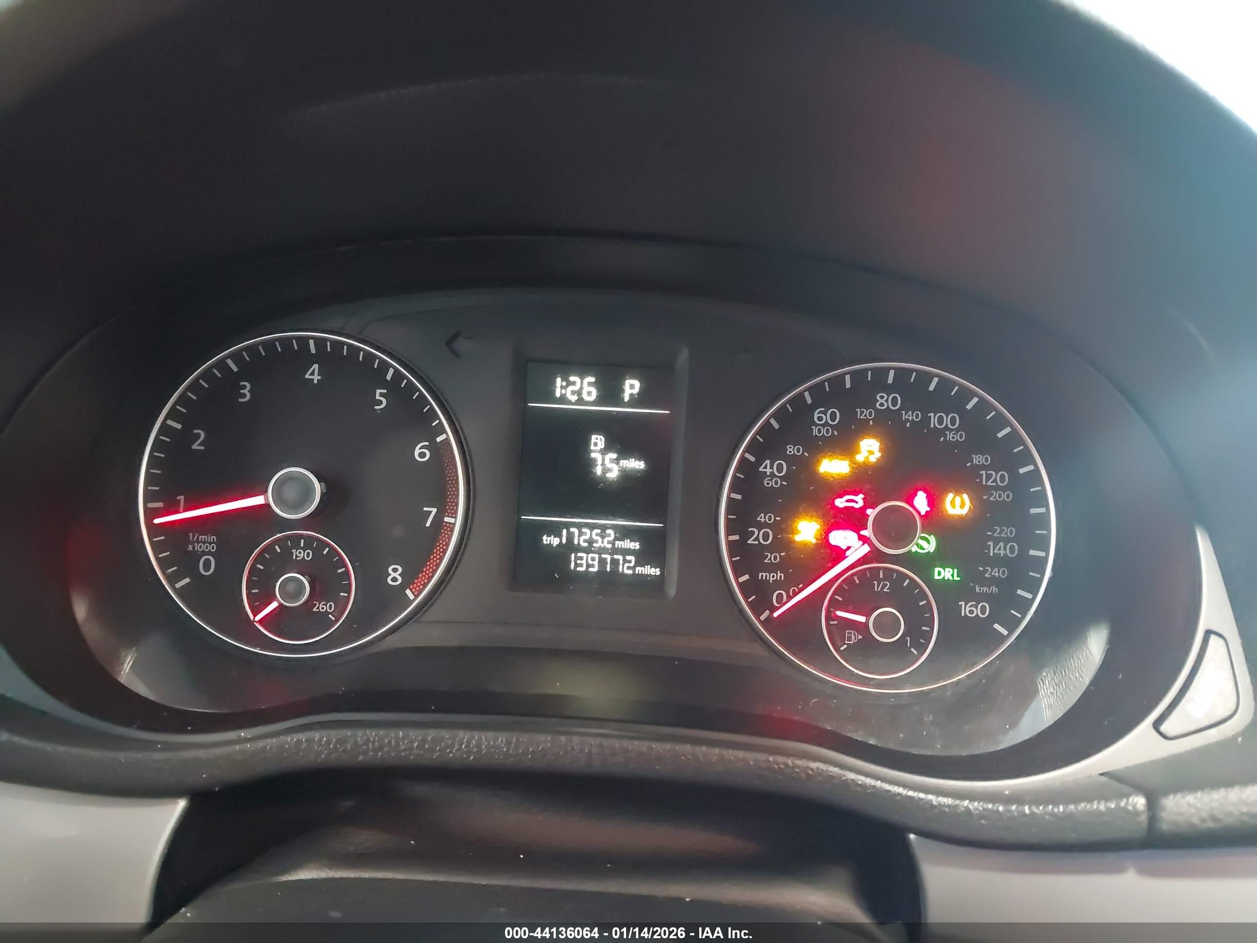 VOLKSWAGEN PASSAT image 7