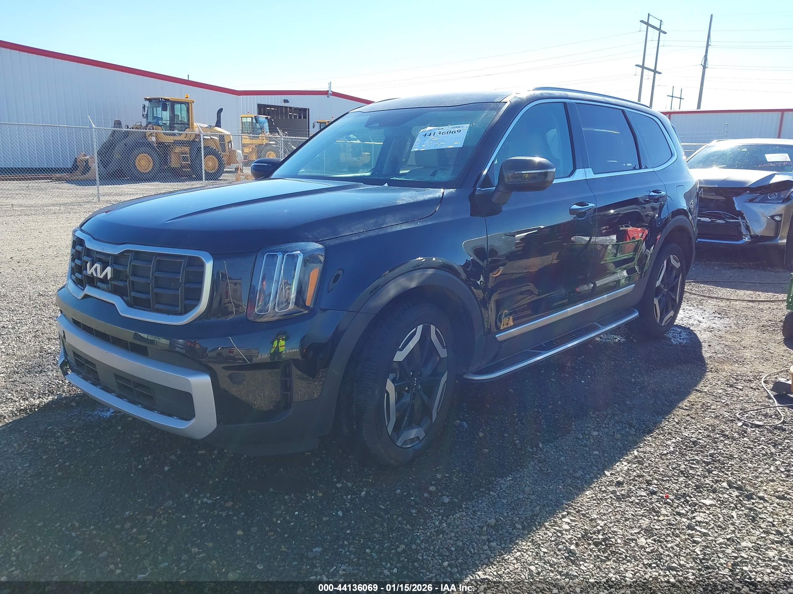 KIA TELLURIDE image 2
