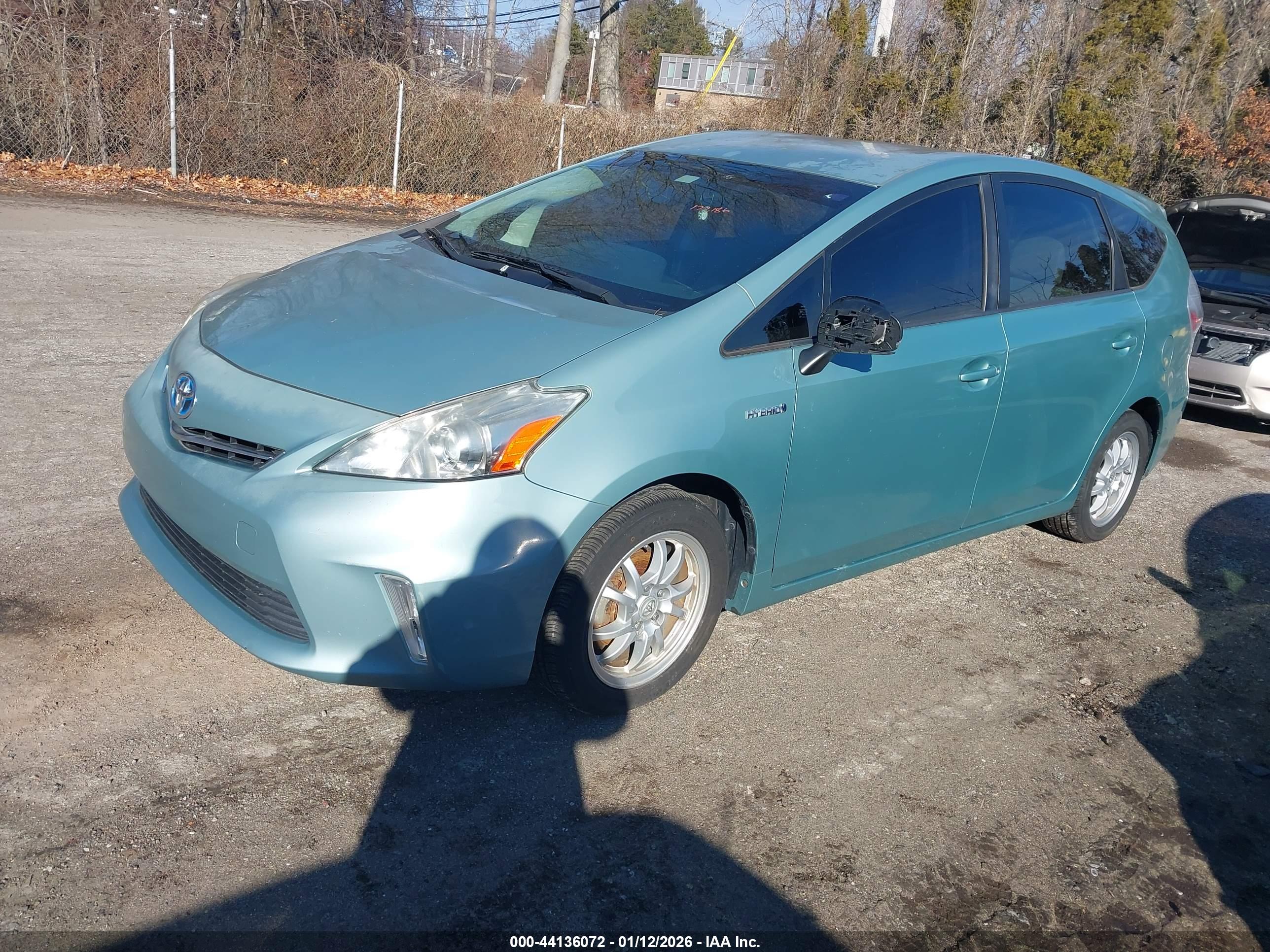 TOYOTA PRIUS image 2