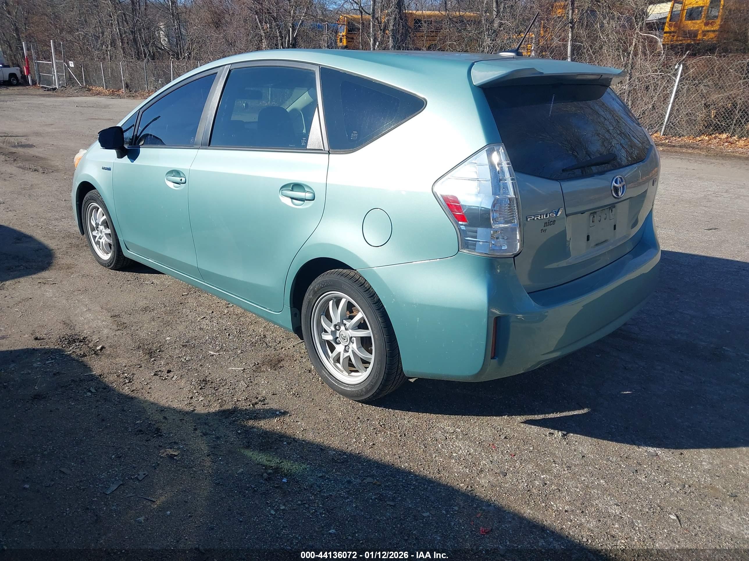 TOYOTA PRIUS image 3