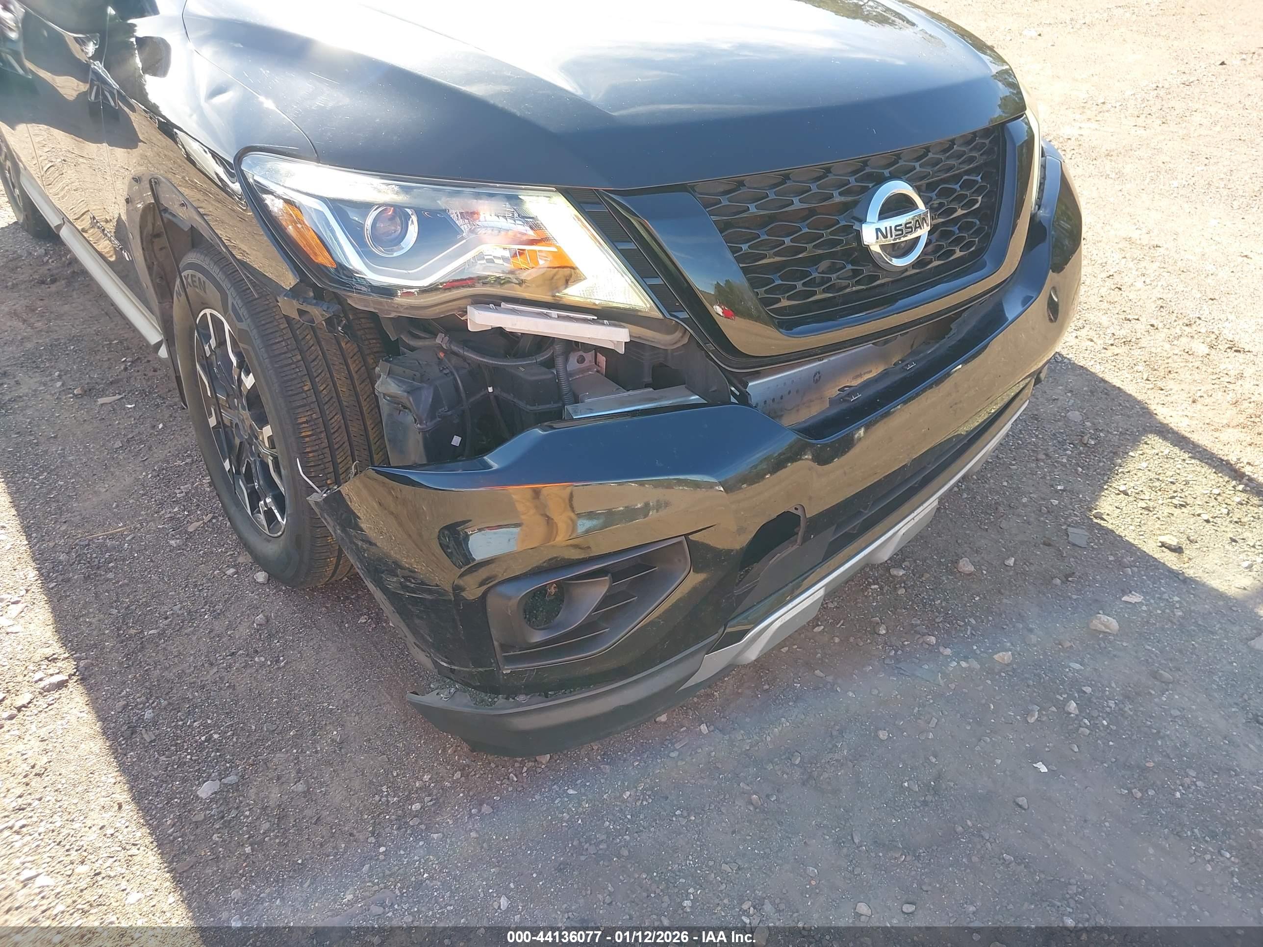 NISSAN PATHFINDER image 6