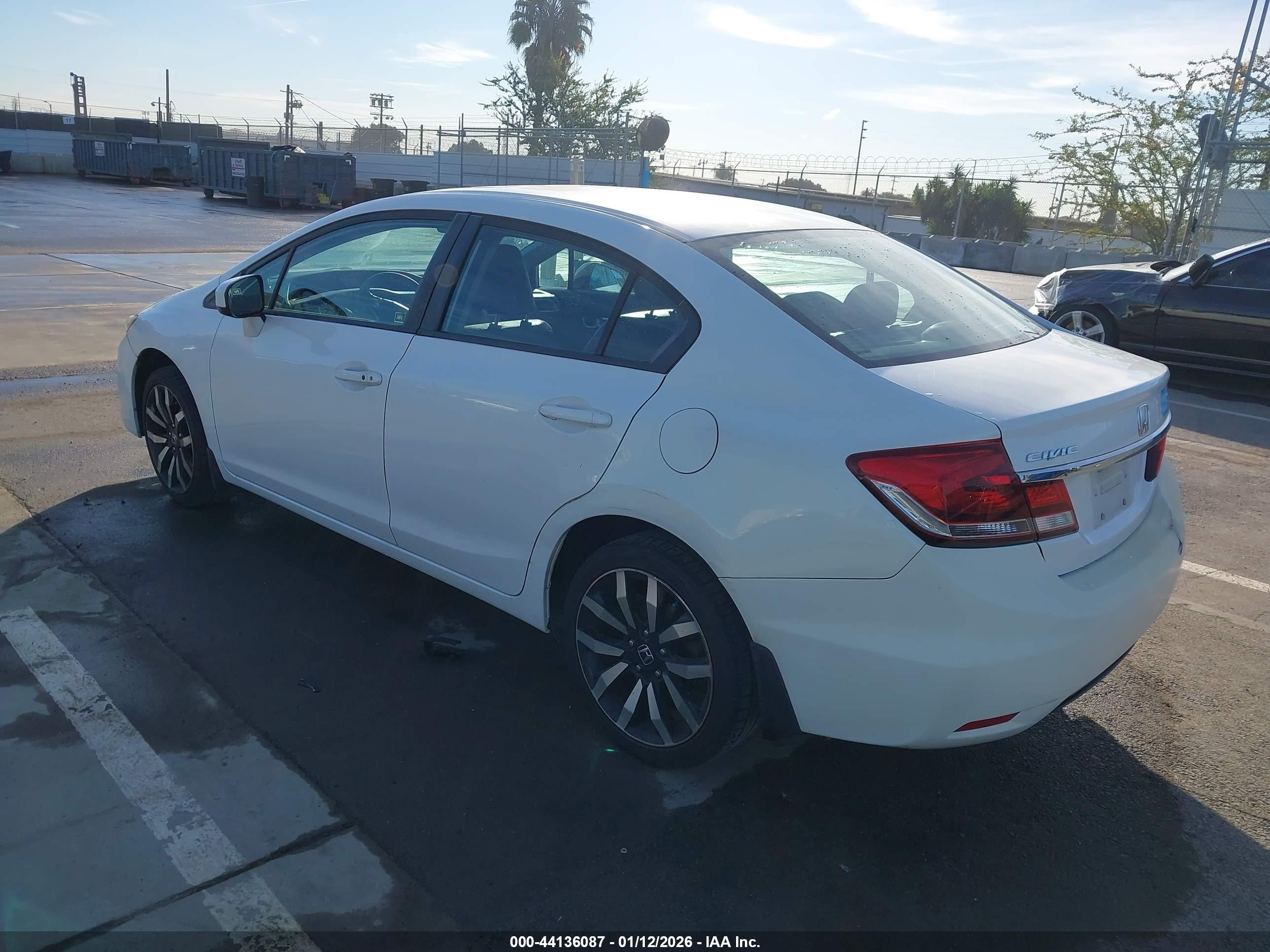 HONDA CIVIC image 3