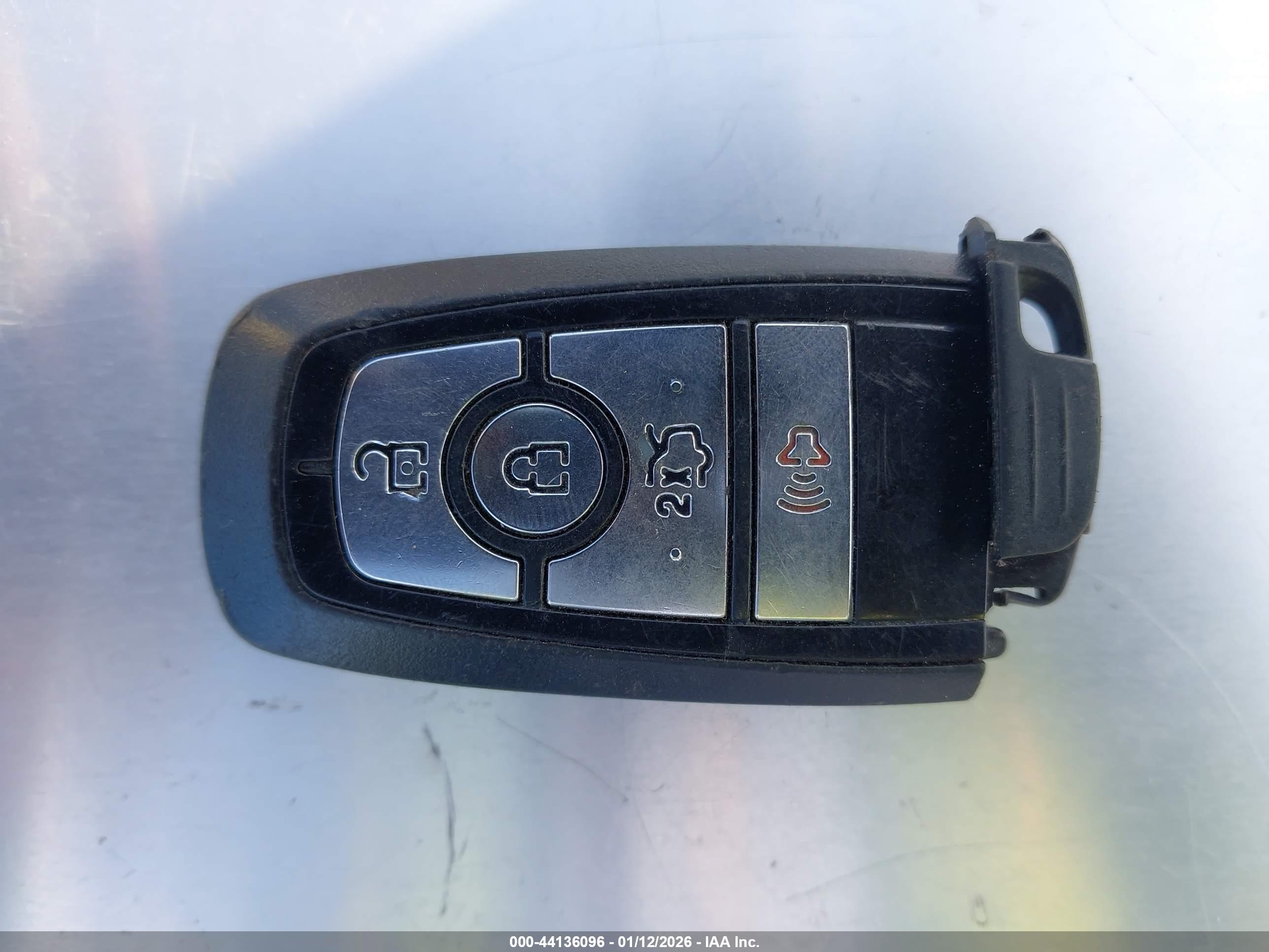 FORD FUSION image 11