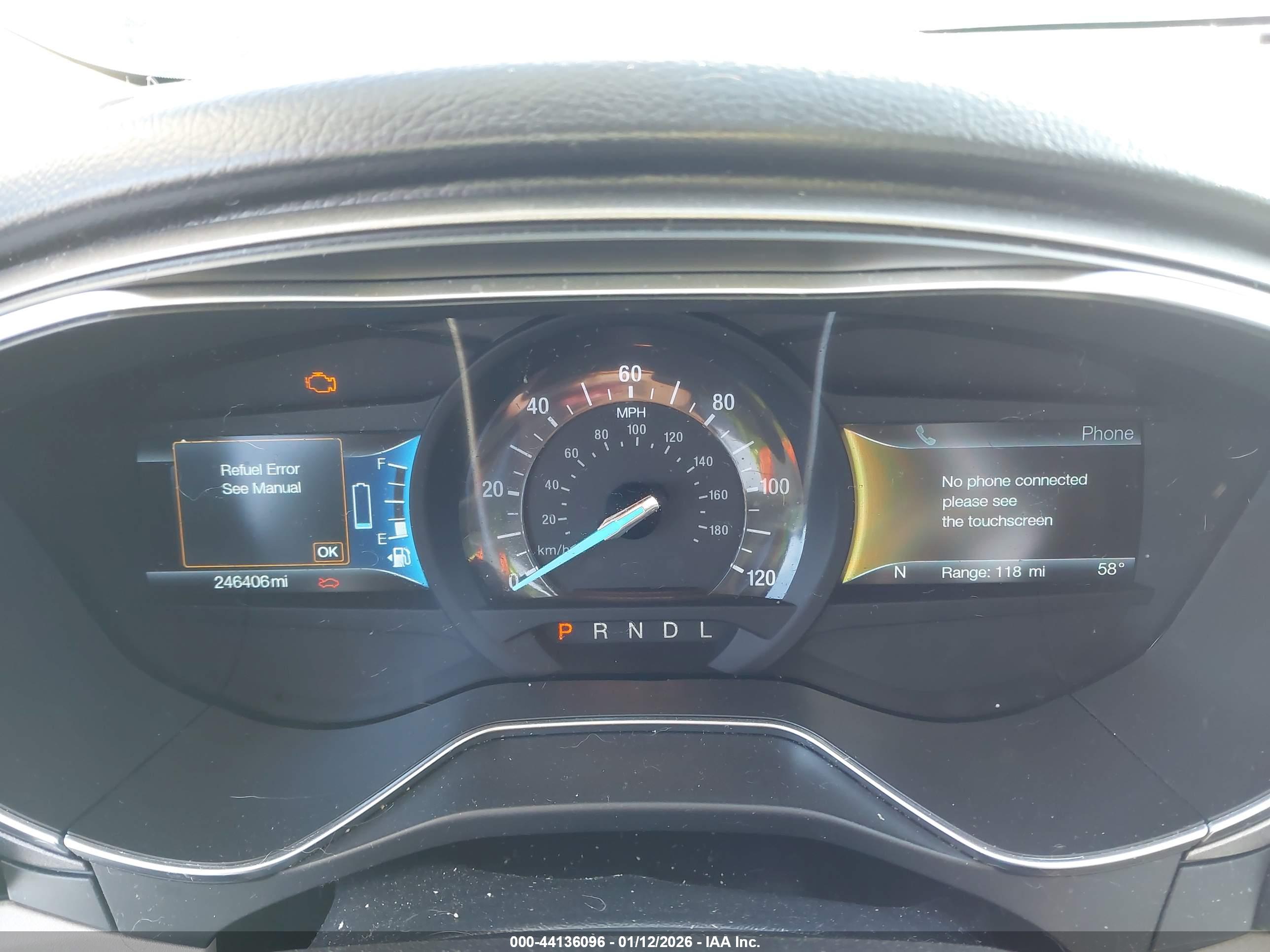 FORD FUSION image 7