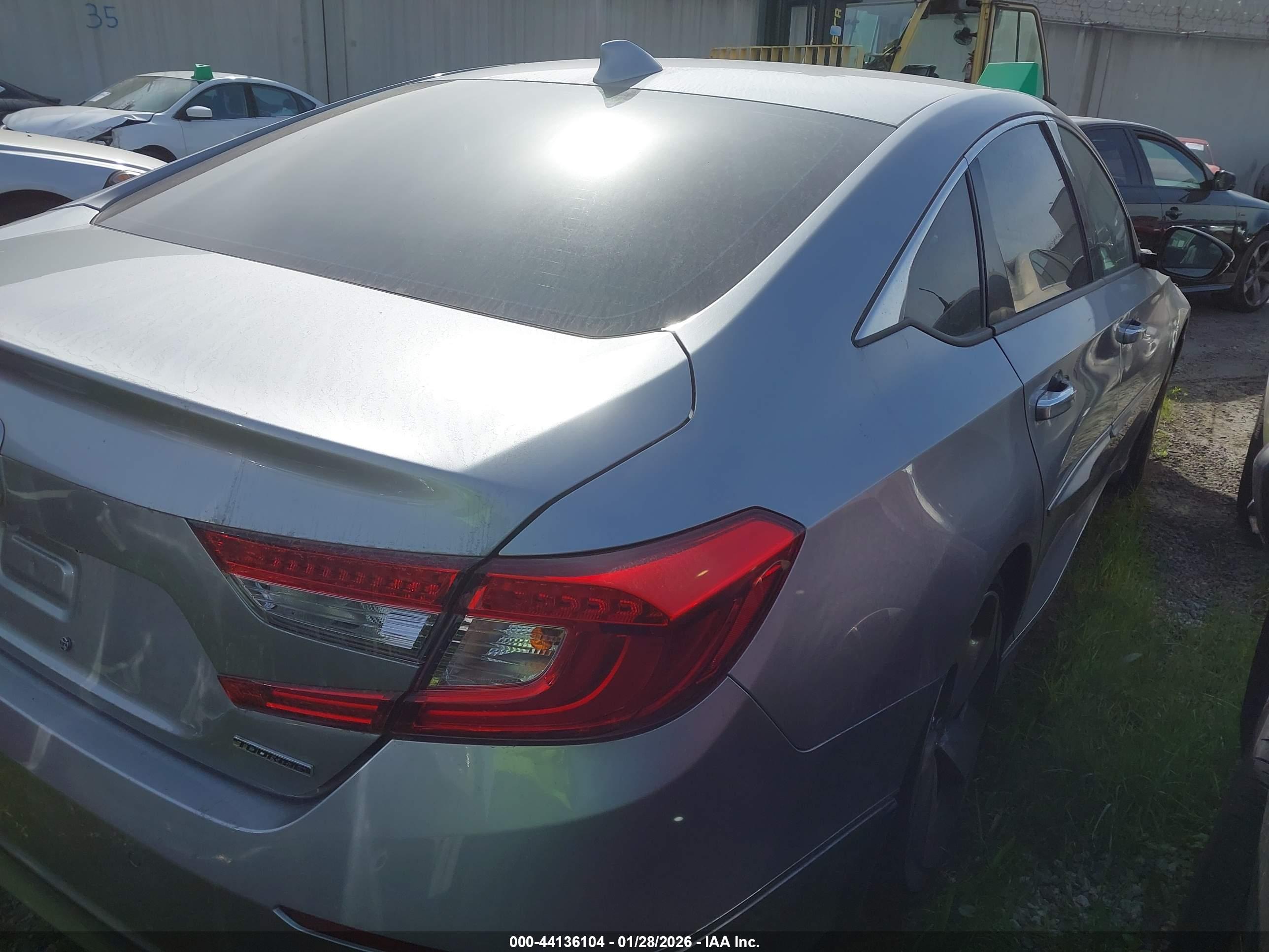 HONDA ACCORD image 4