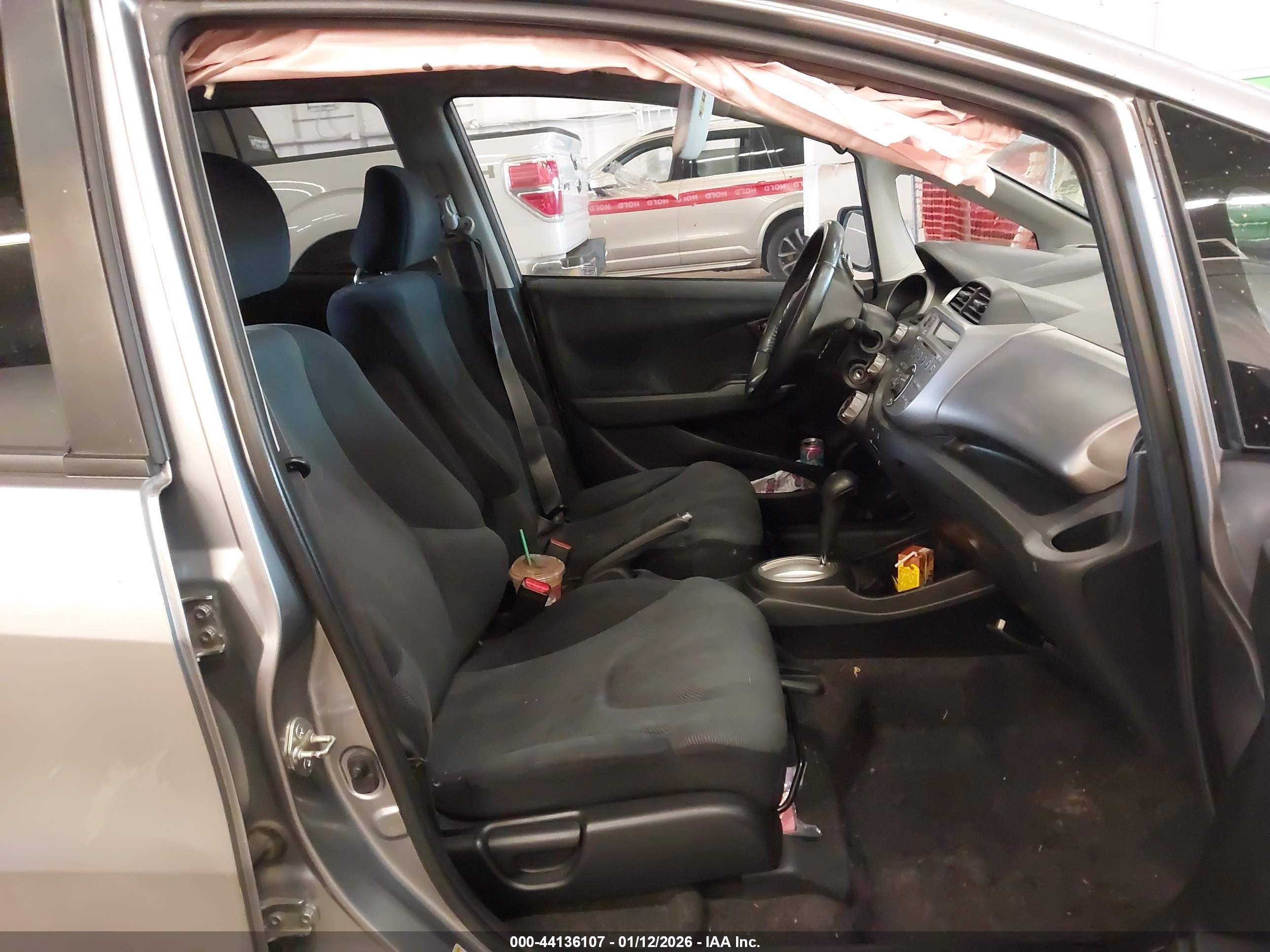 HONDA FIT image 5