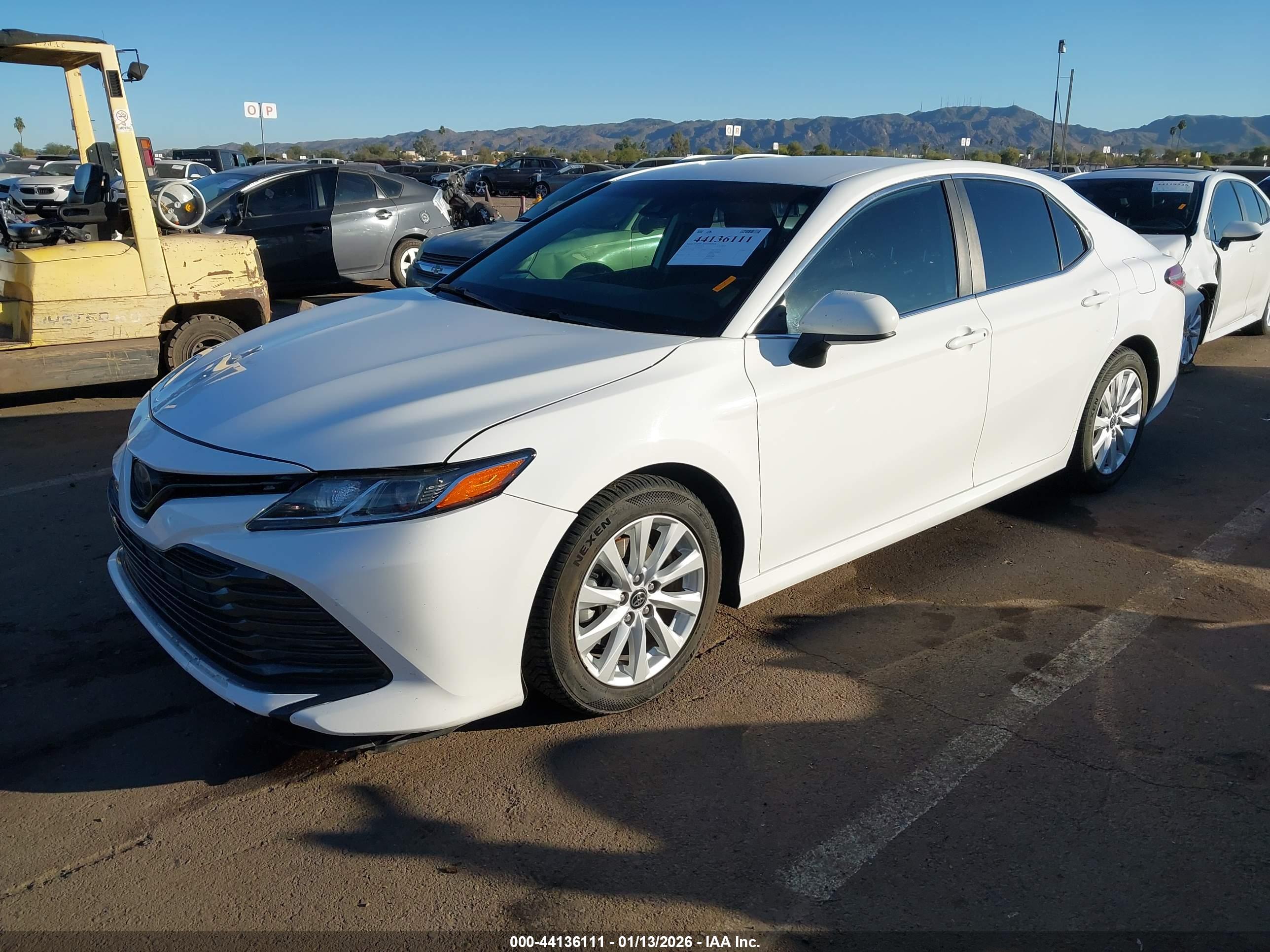 TOYOTA CAMRY image 2