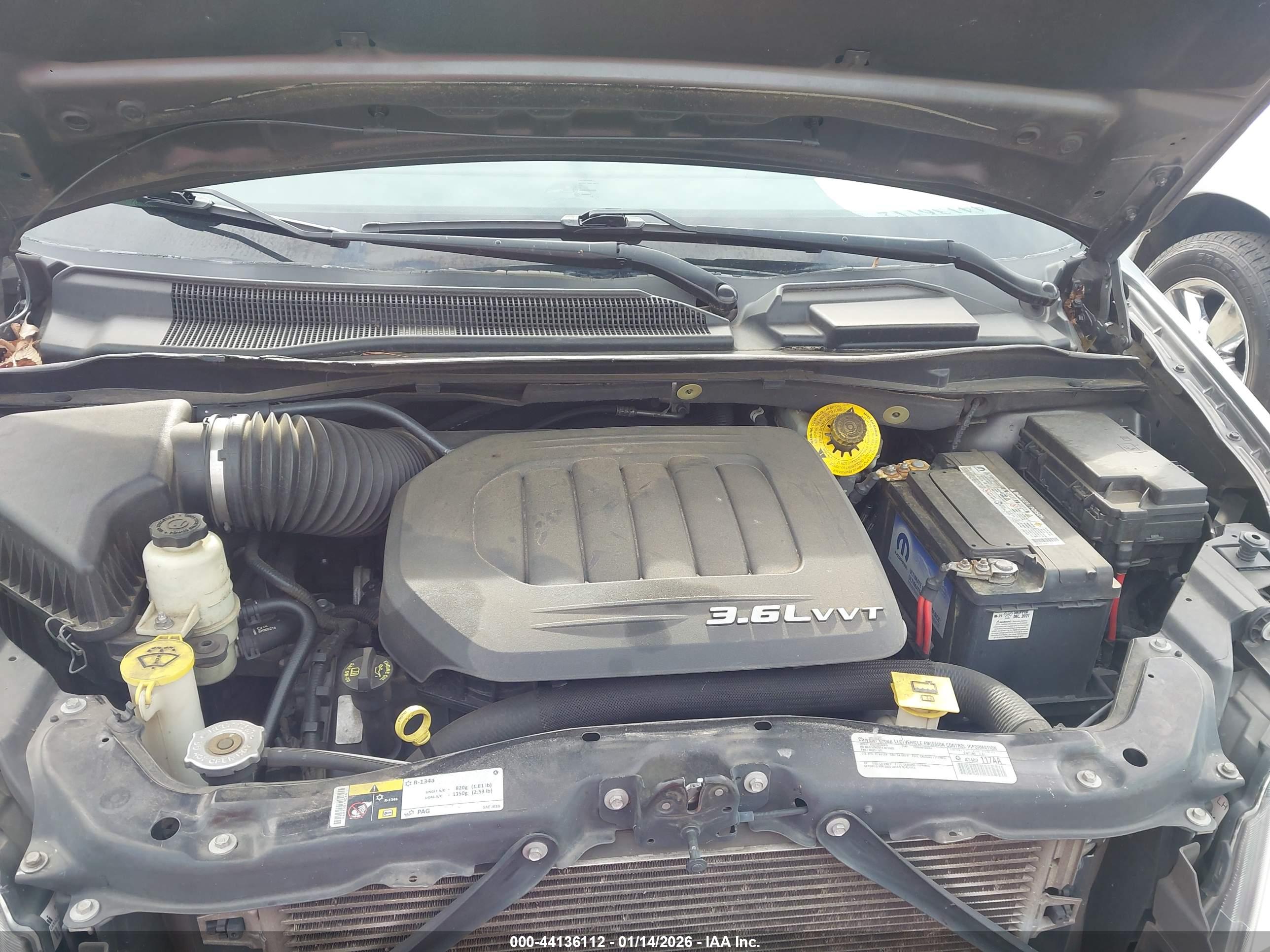 CHRYSLER TOWN image 10