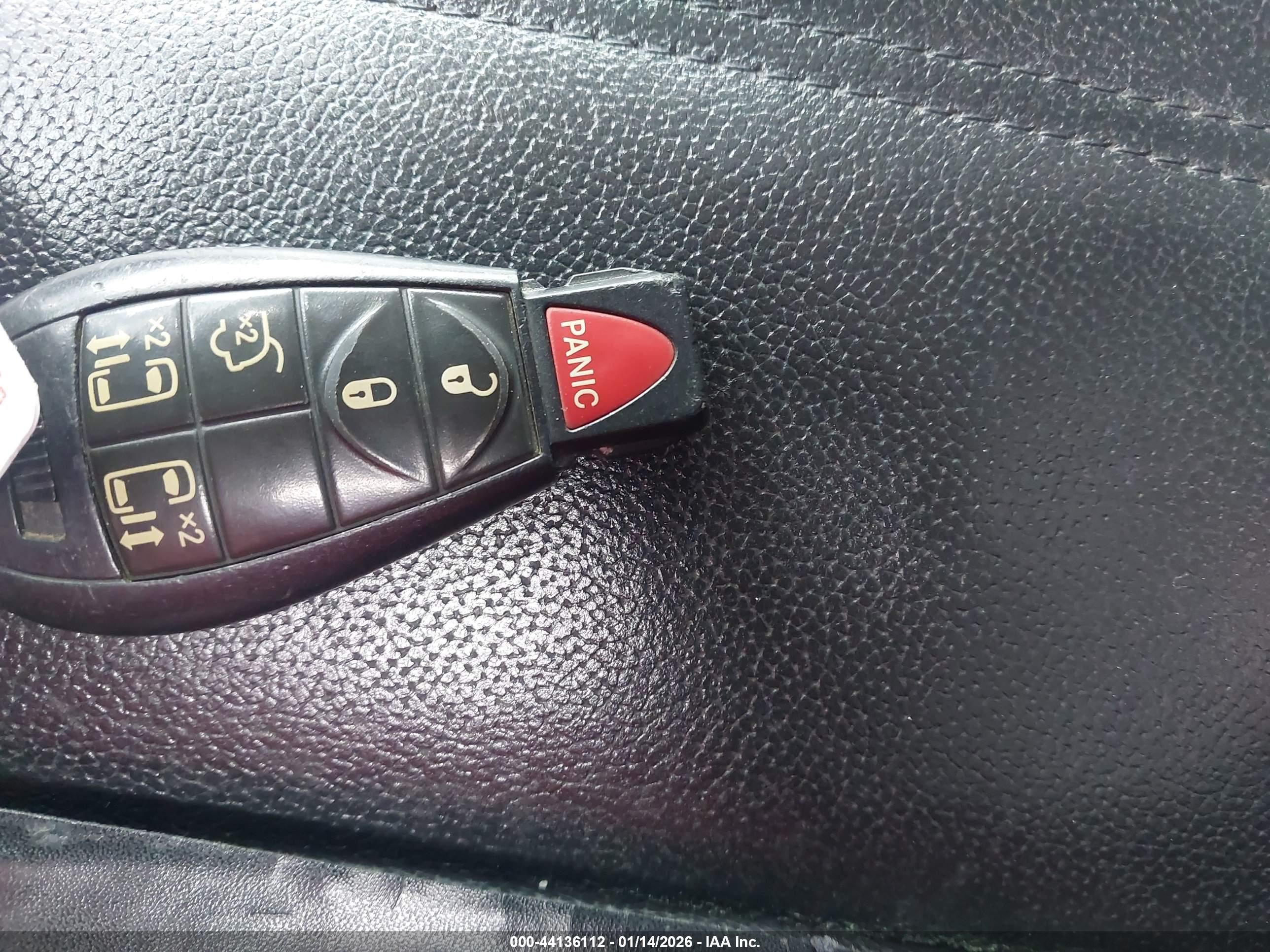 CHRYSLER TOWN image 11