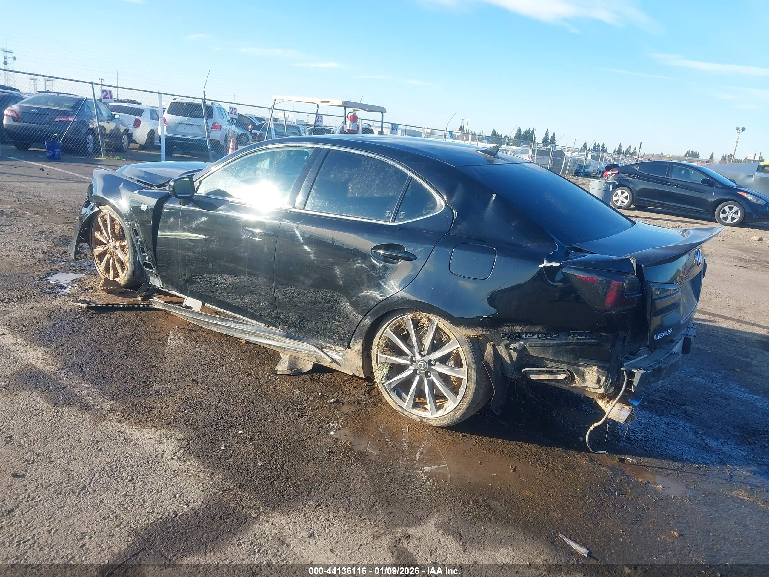 LEXUS IS image 3