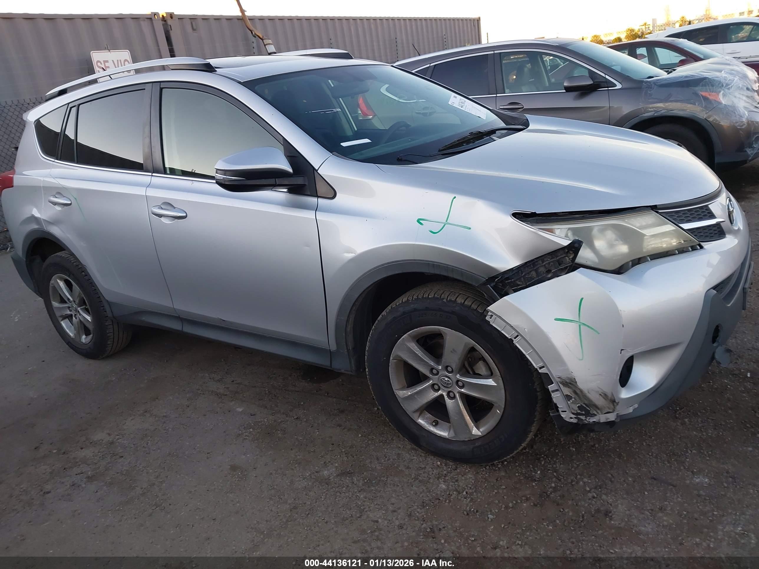 TOYOTA RAV4 image 6
