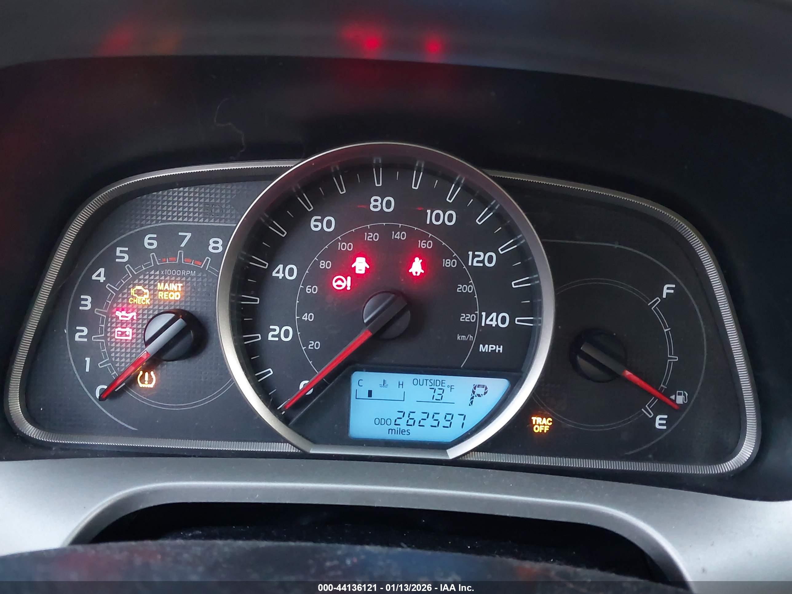 TOYOTA RAV4 image 7