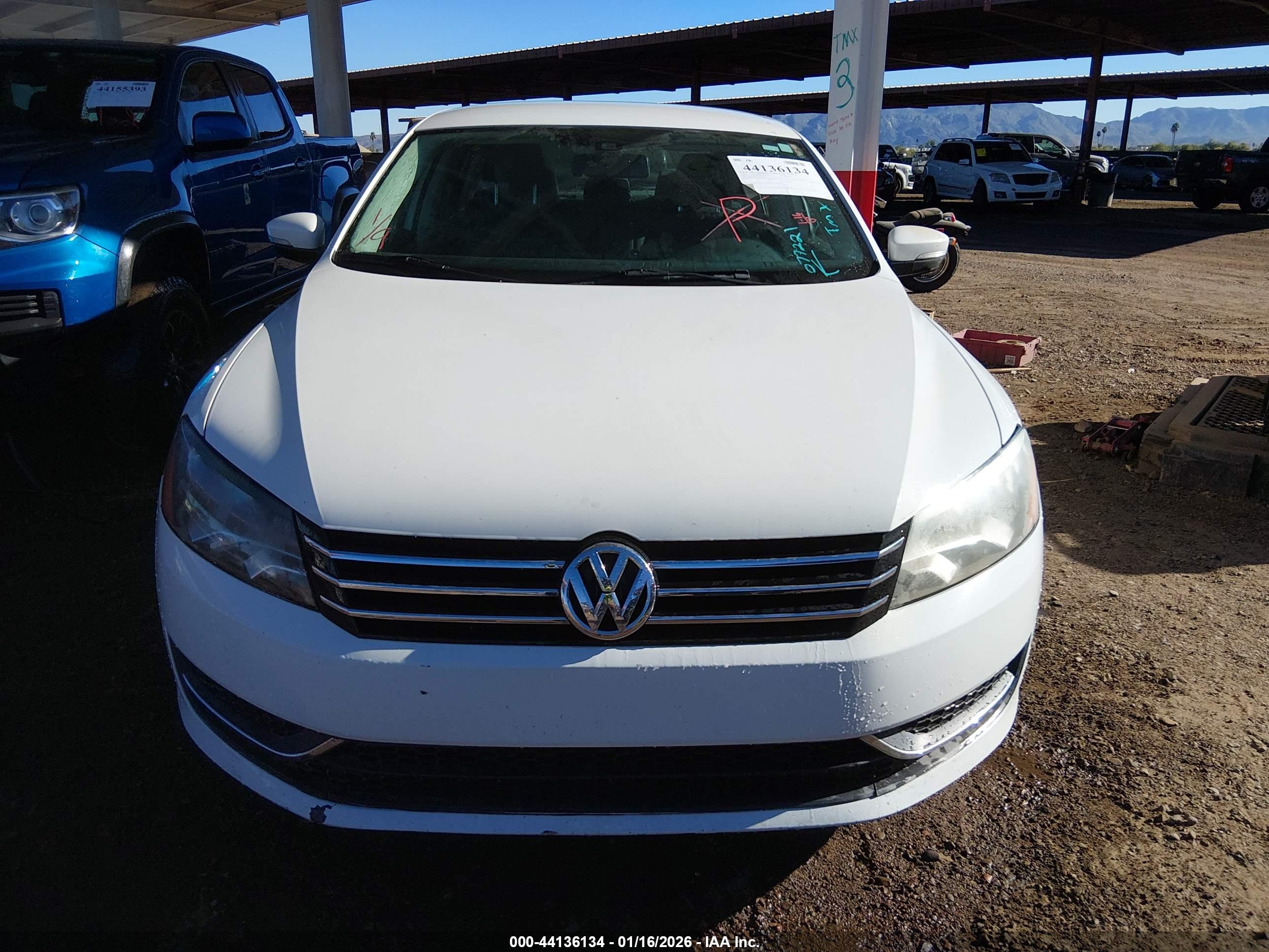 VOLKSWAGEN PASSAT image 6
