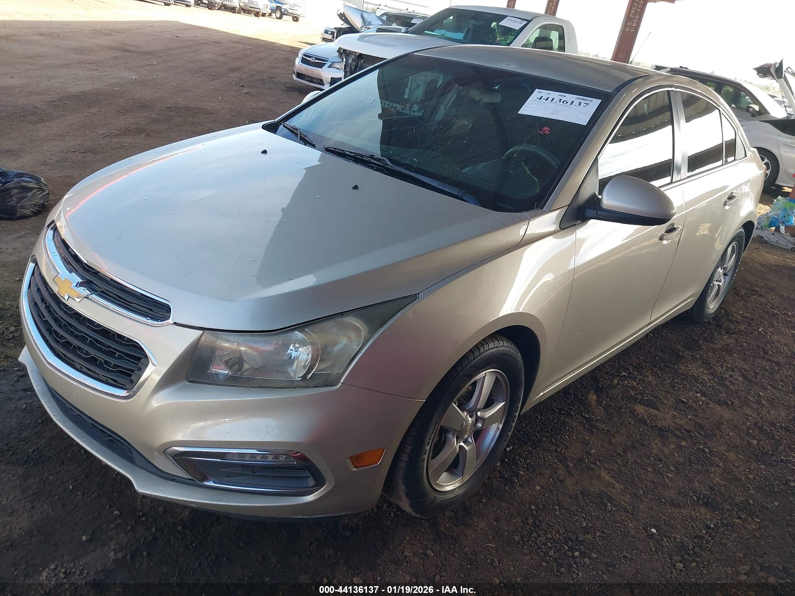 CHEVROLET CRUZE image 2