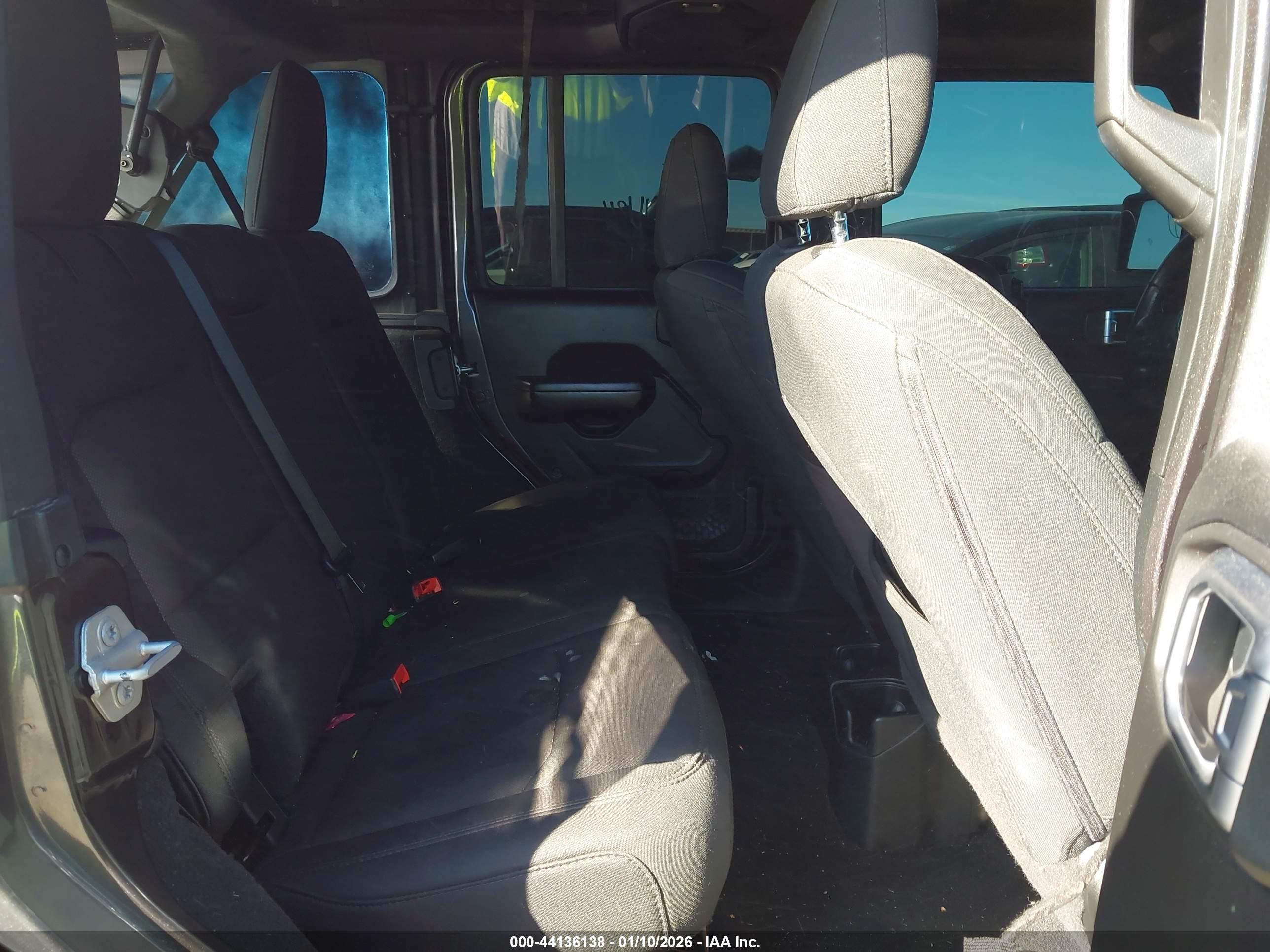 JEEP WRANGLER image 8